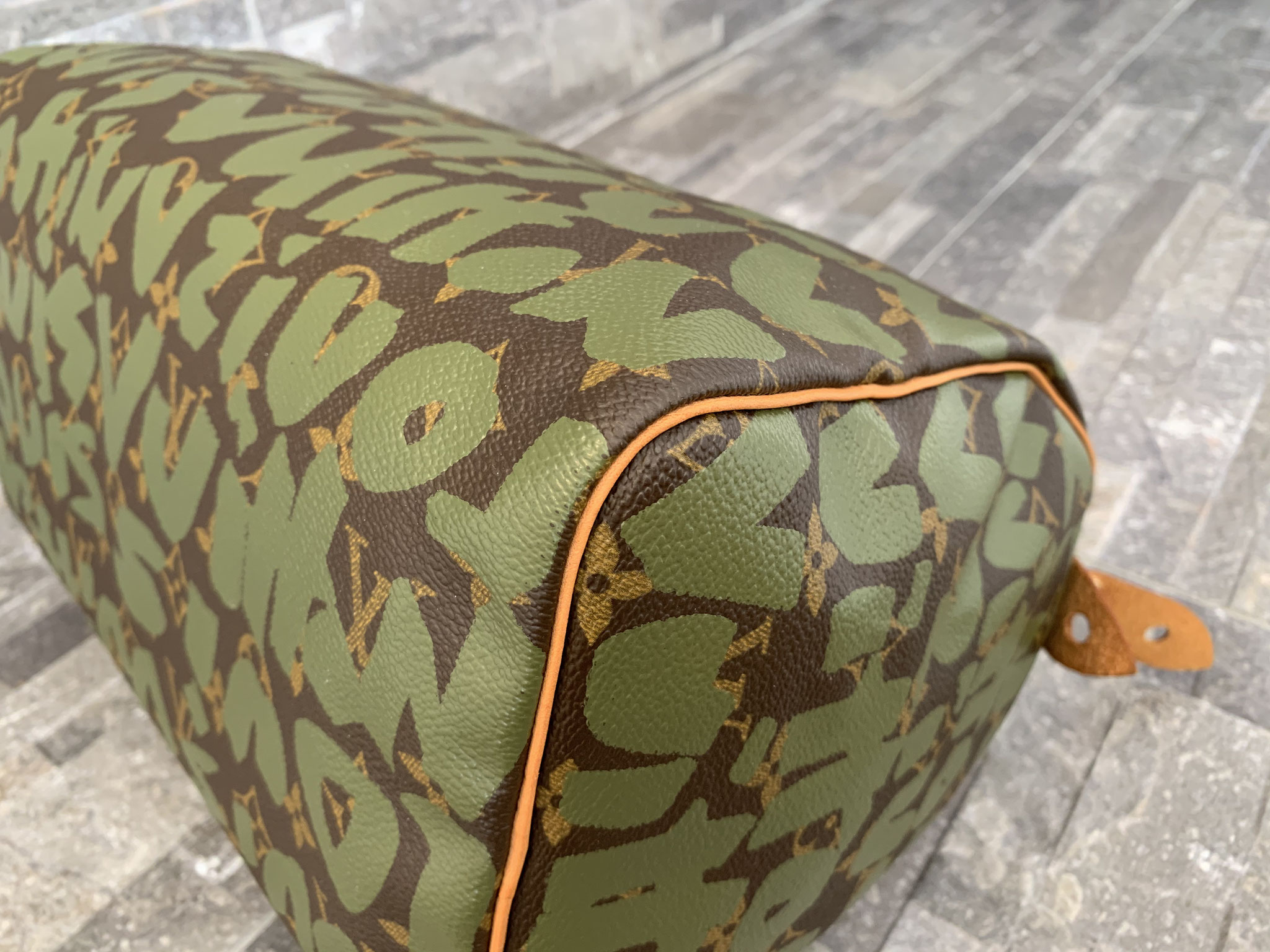 Louis vuitton graffiti speedy shop