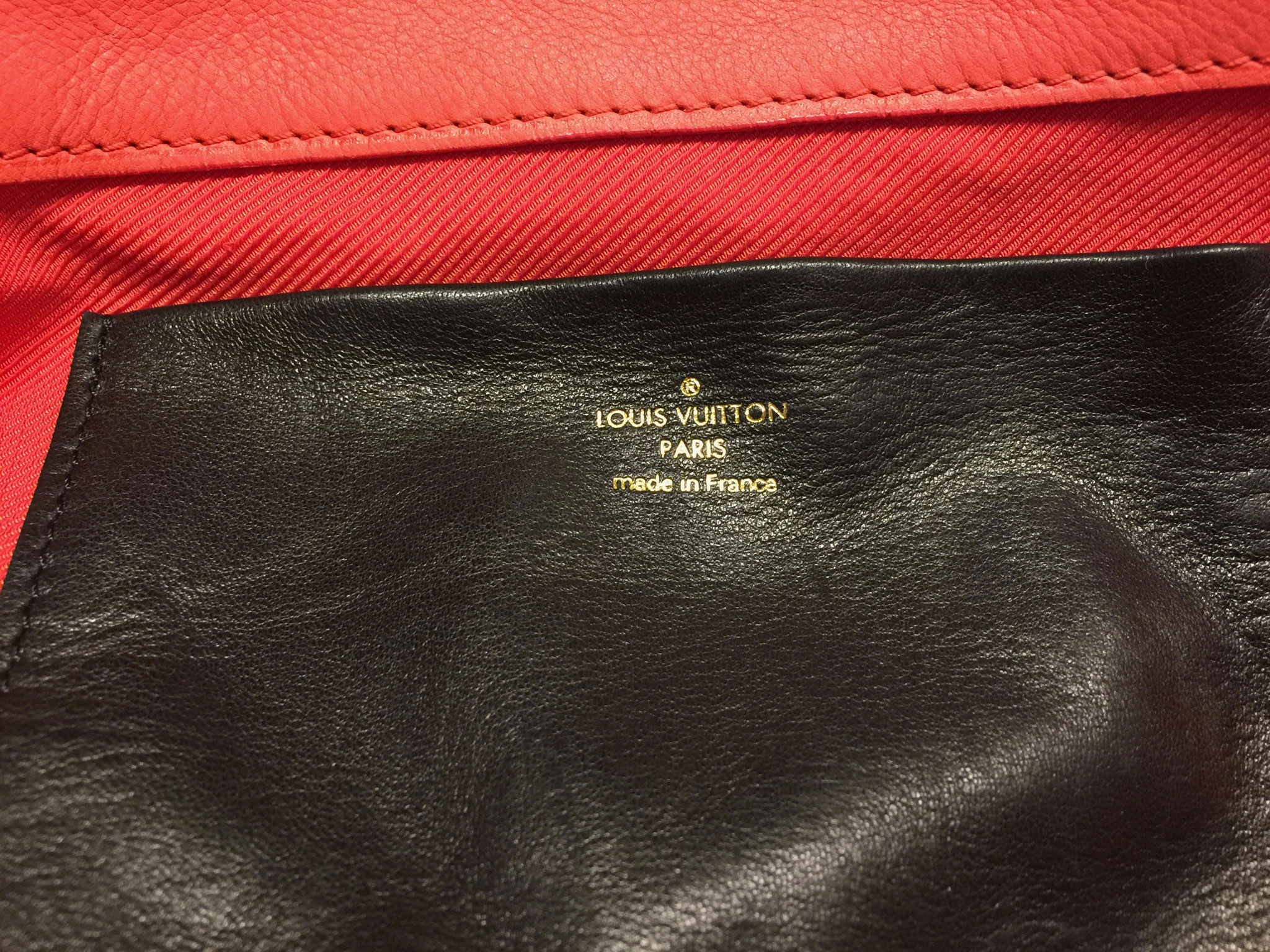 Louis Vuitton Monogram Cheche Bohemian Prototyp in Rouge - Ankauf & Verkauf  Second Hand Designertaschen und Accessoires