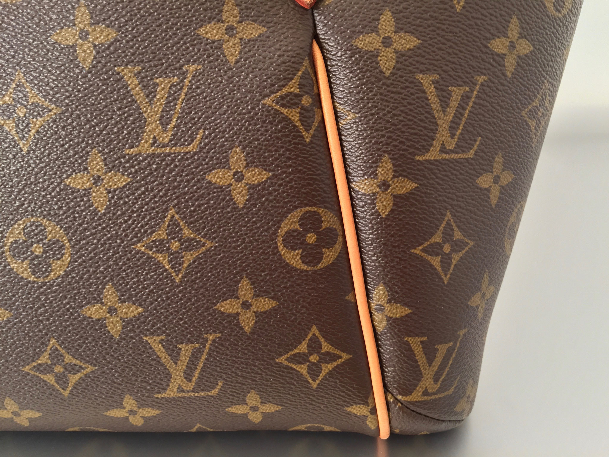 Louis Vuitton Totally PM Monogram Canvas – l'Étoile de Saint Honoré