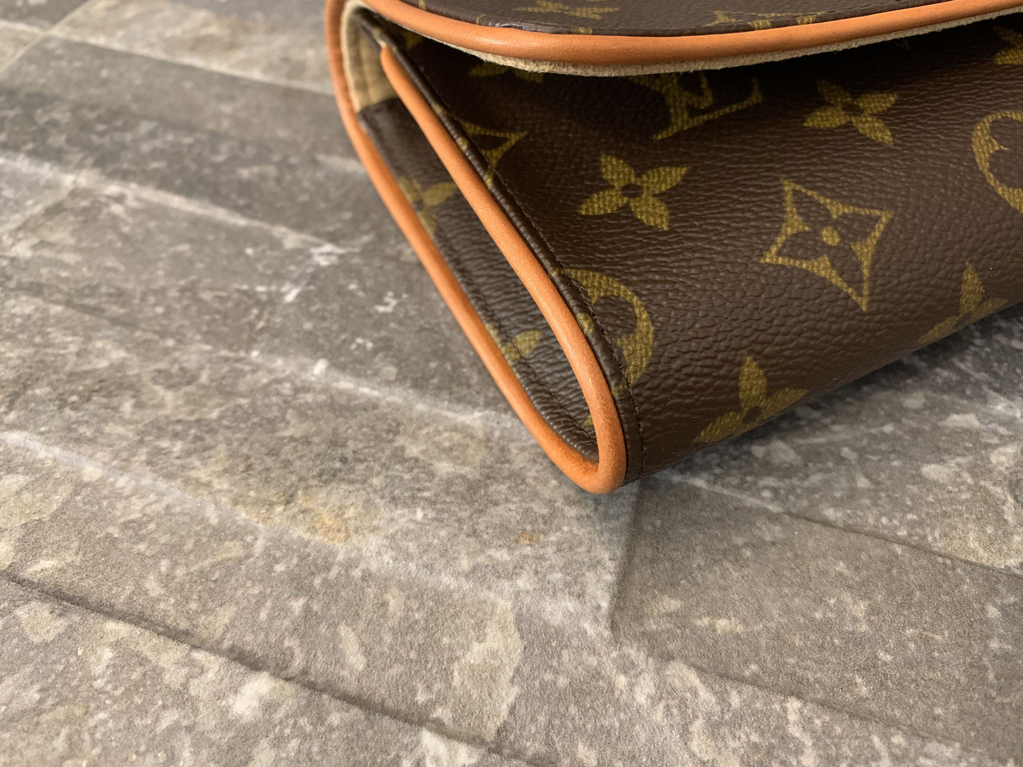 Louis Vuitton Monogram Canvas Twin Pochette GM Ankauf Verkauf Second Hand Designertaschen und Accessoires