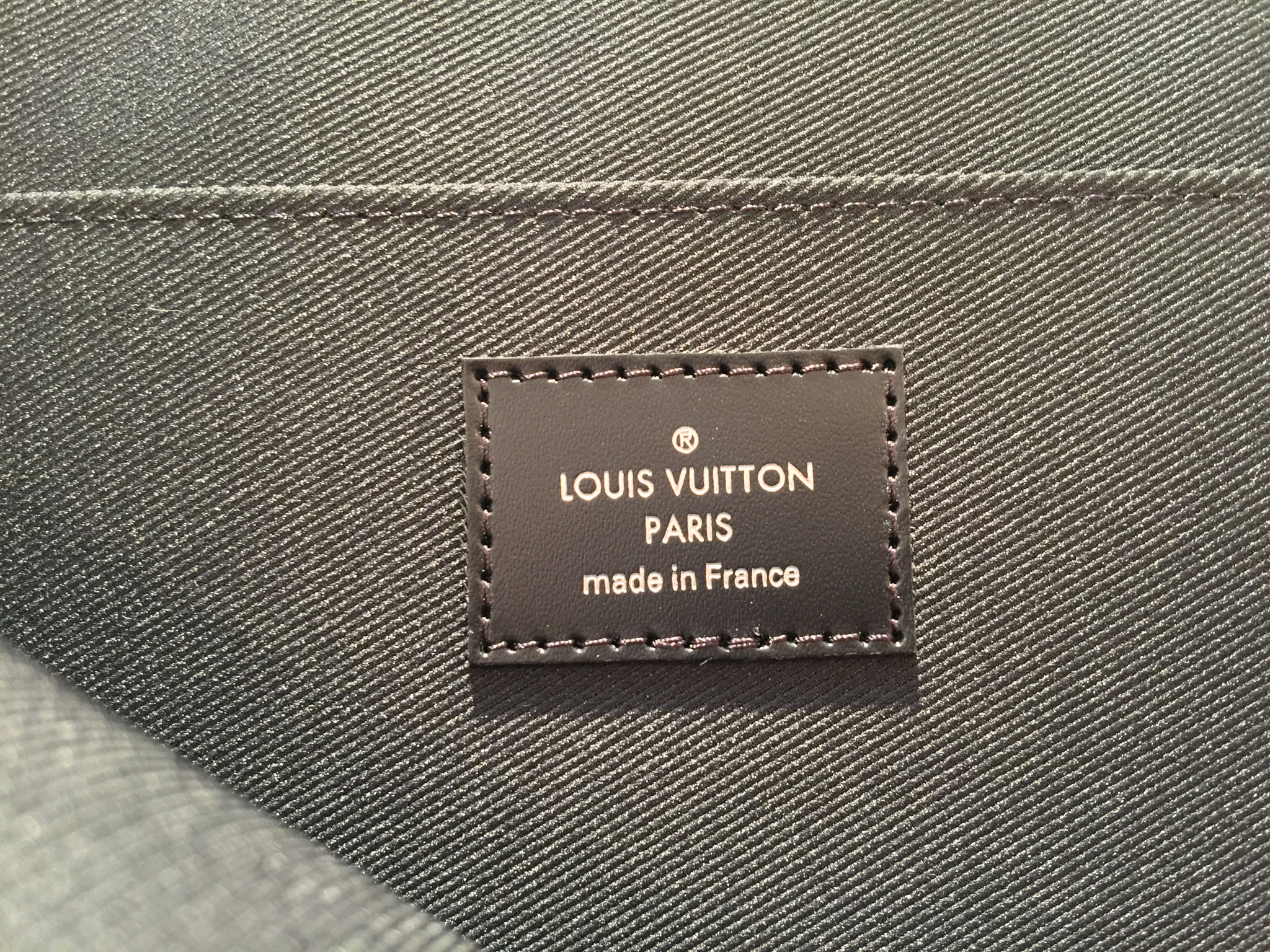 Louis vuitton pochette jour pm hotsell