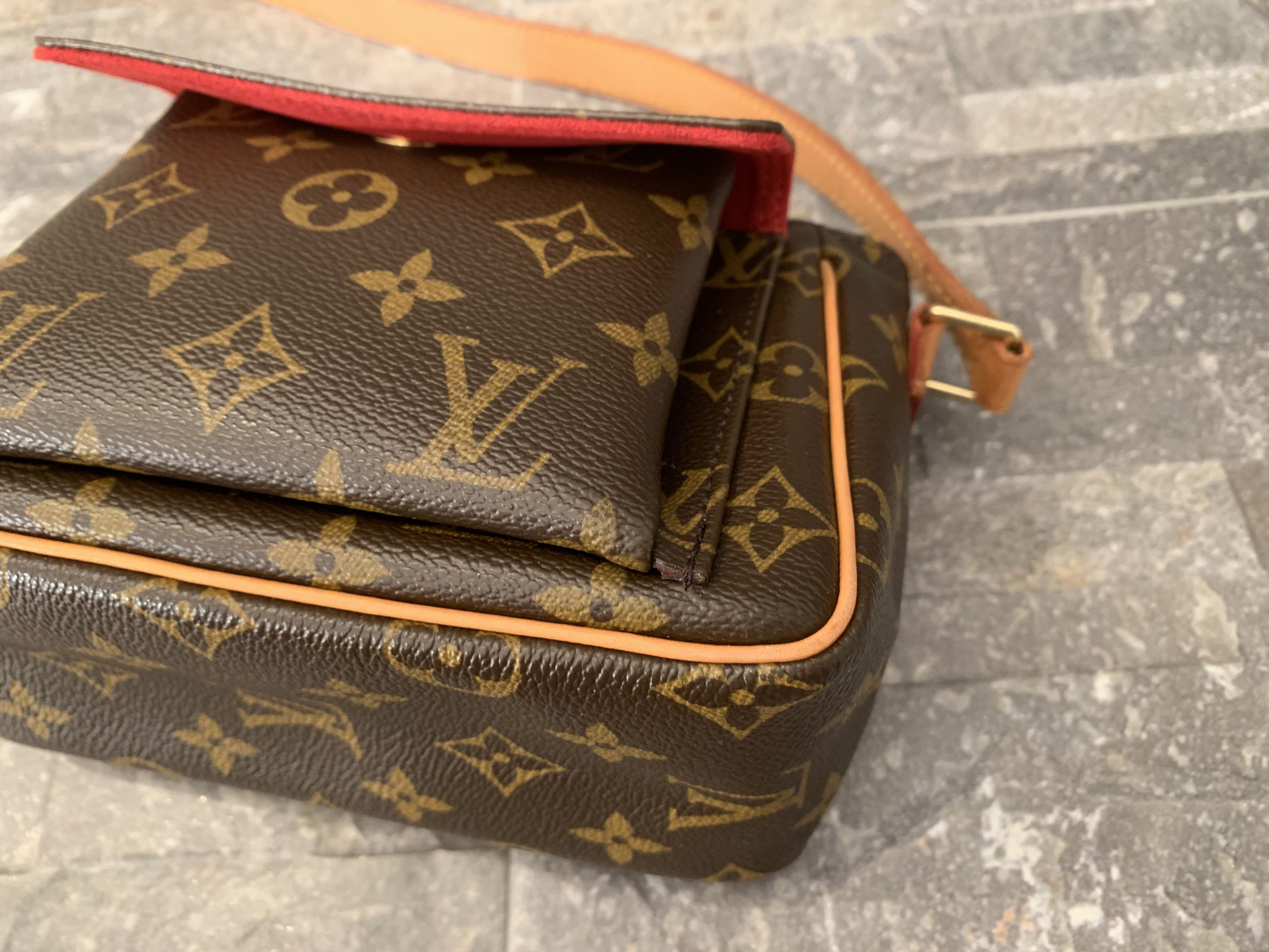 LOUIS VUITTON Monogram Viva-Cite PM 1251642