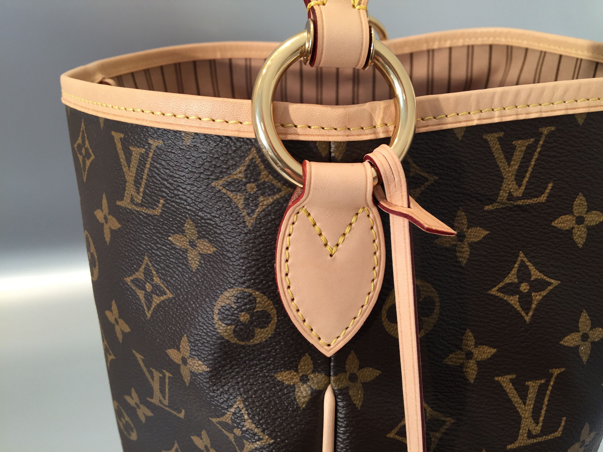 Louis Vuitton Monogram Canvas Delightful MM Ankauf Verkauf Second Hand Designertaschen und Accessoires