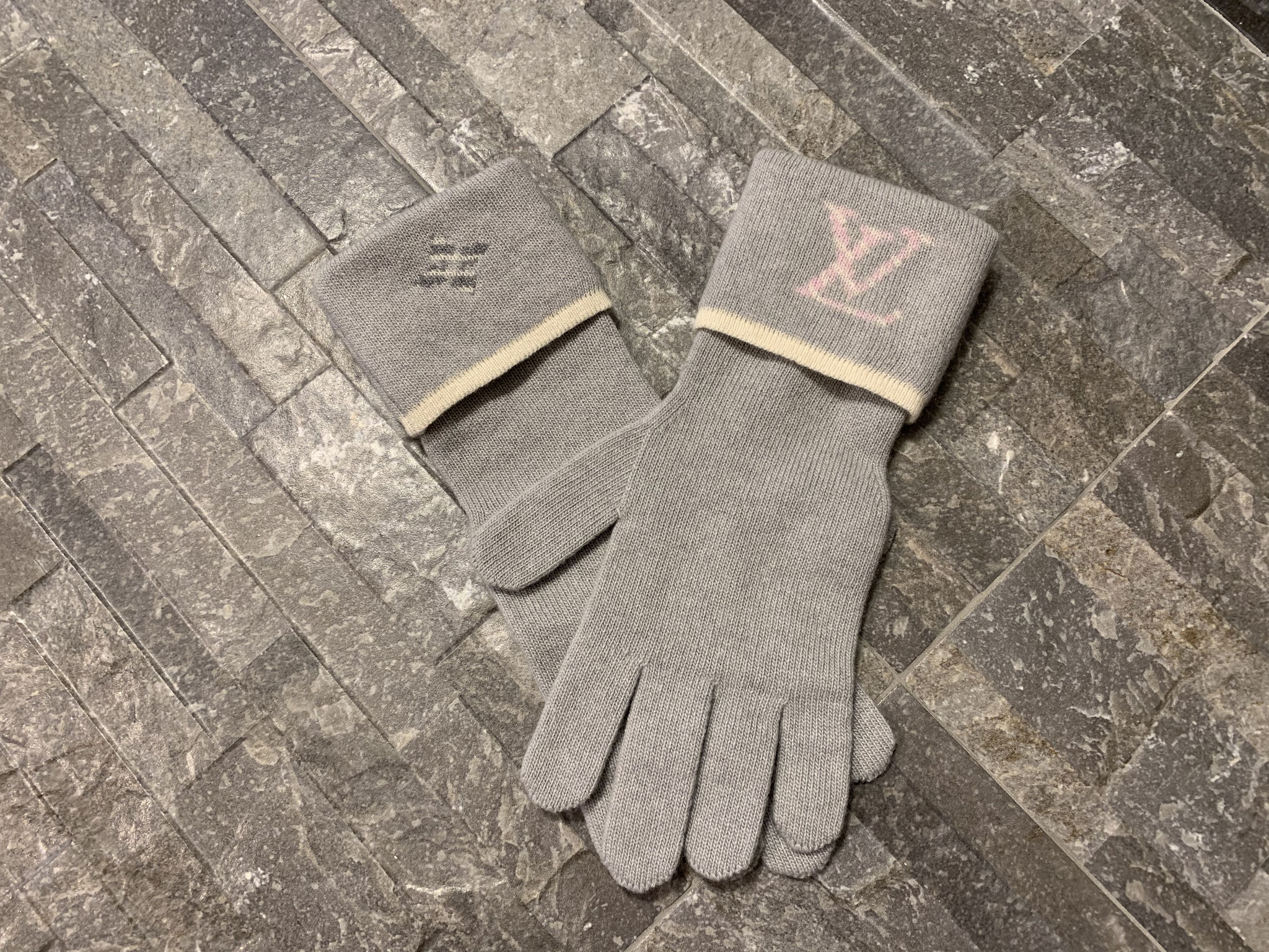 Louis Vuitton Monogram Pop Handschuhe in Grau Ankauf Verkauf