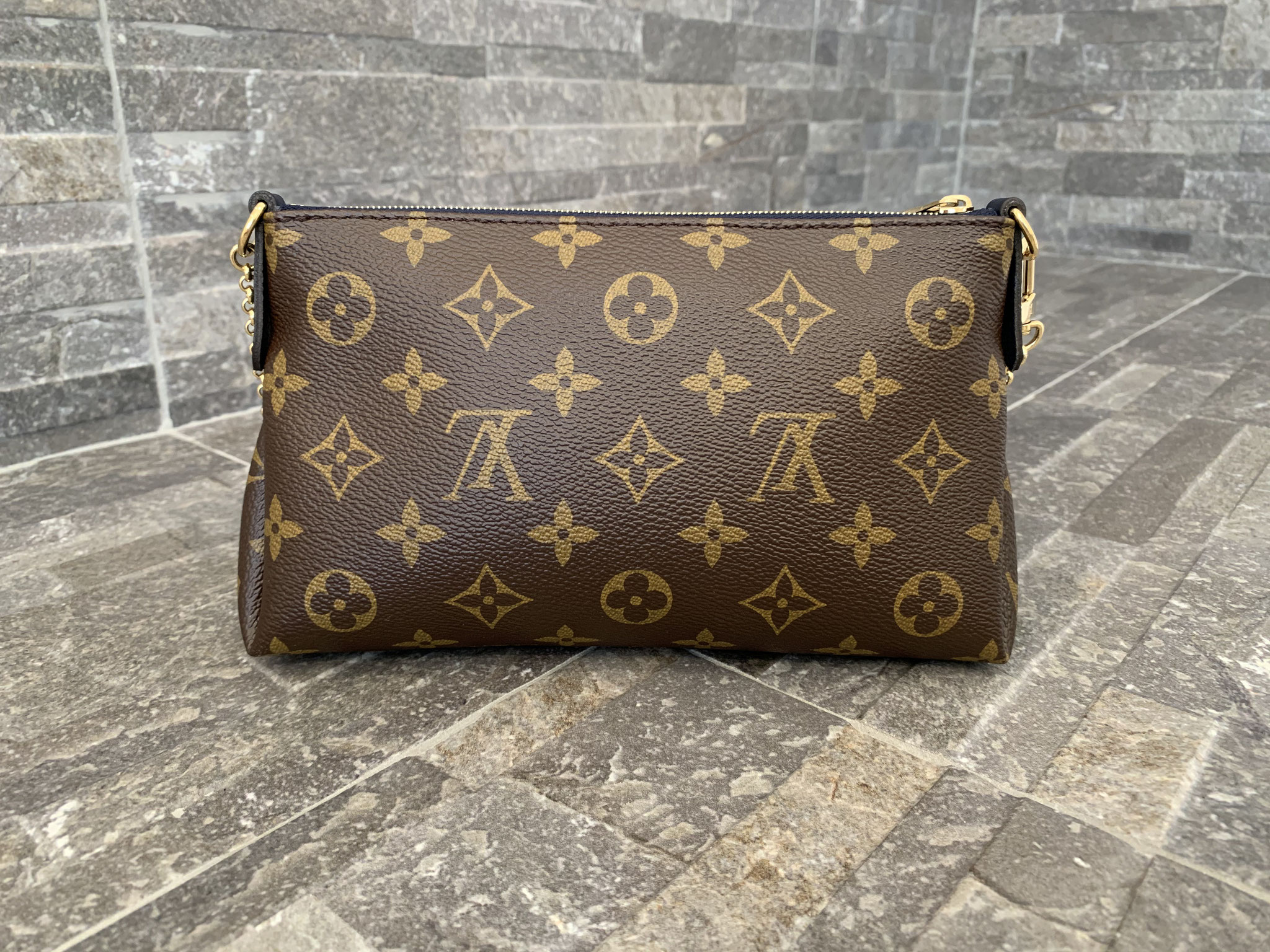 Pre-Owned Louis Vuitton Pallas Clutch 213510/1