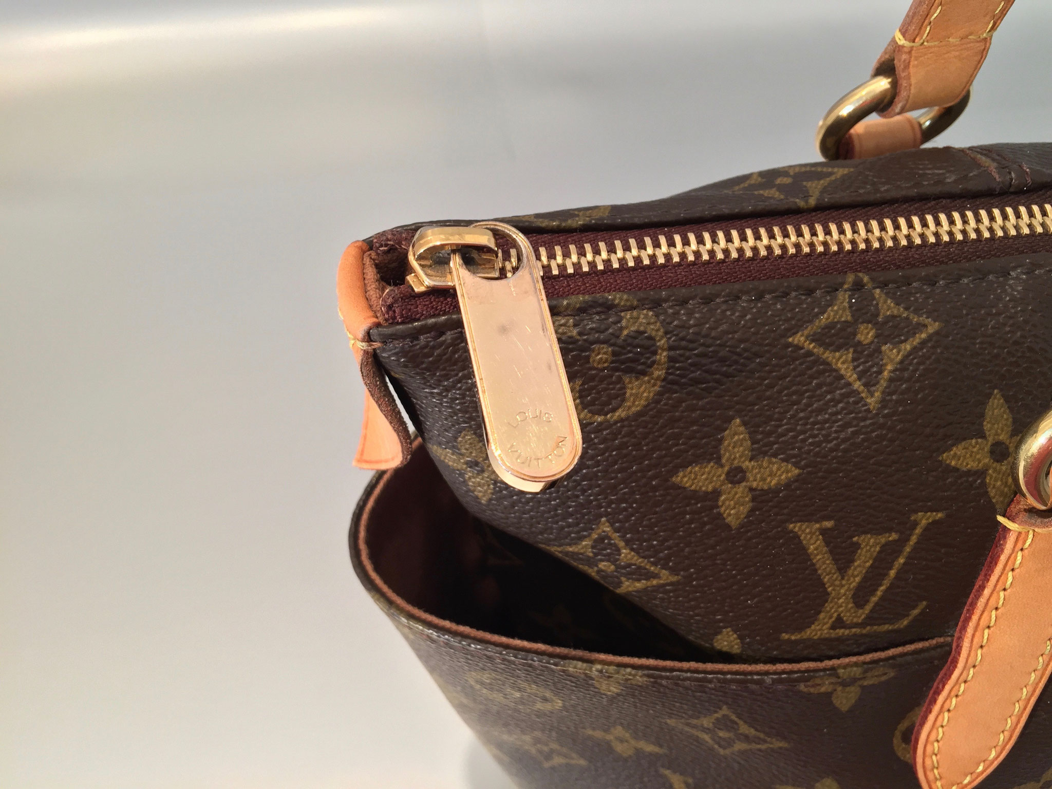 Louis Vuitton Totally PM Monogram Canvas – l'Étoile de Saint Honoré