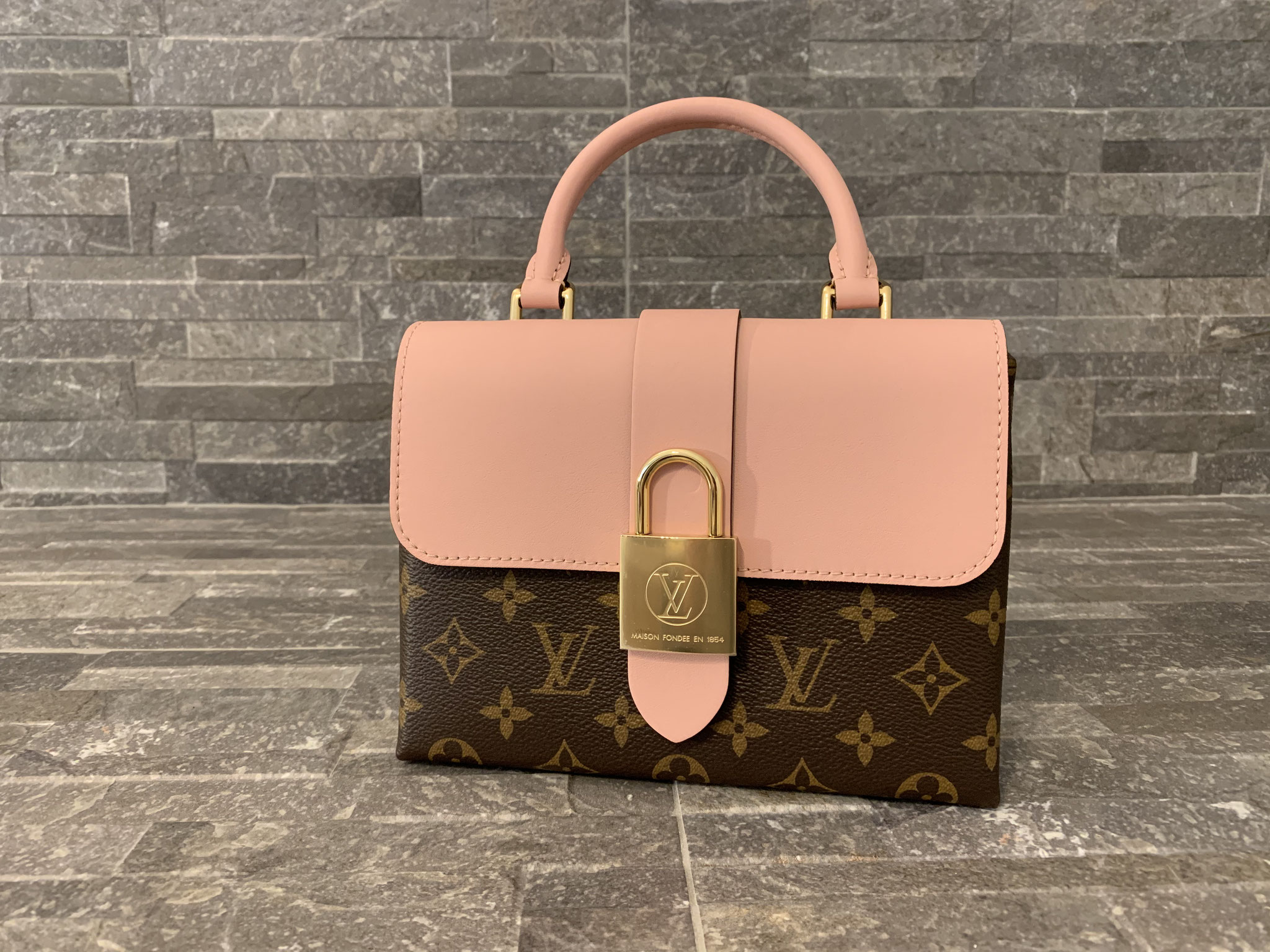 Louis Vuitton Monogram Canvas Locky BB in Rose Poudre Ankauf Verkauf Second Hand Designertaschen und Accessoires