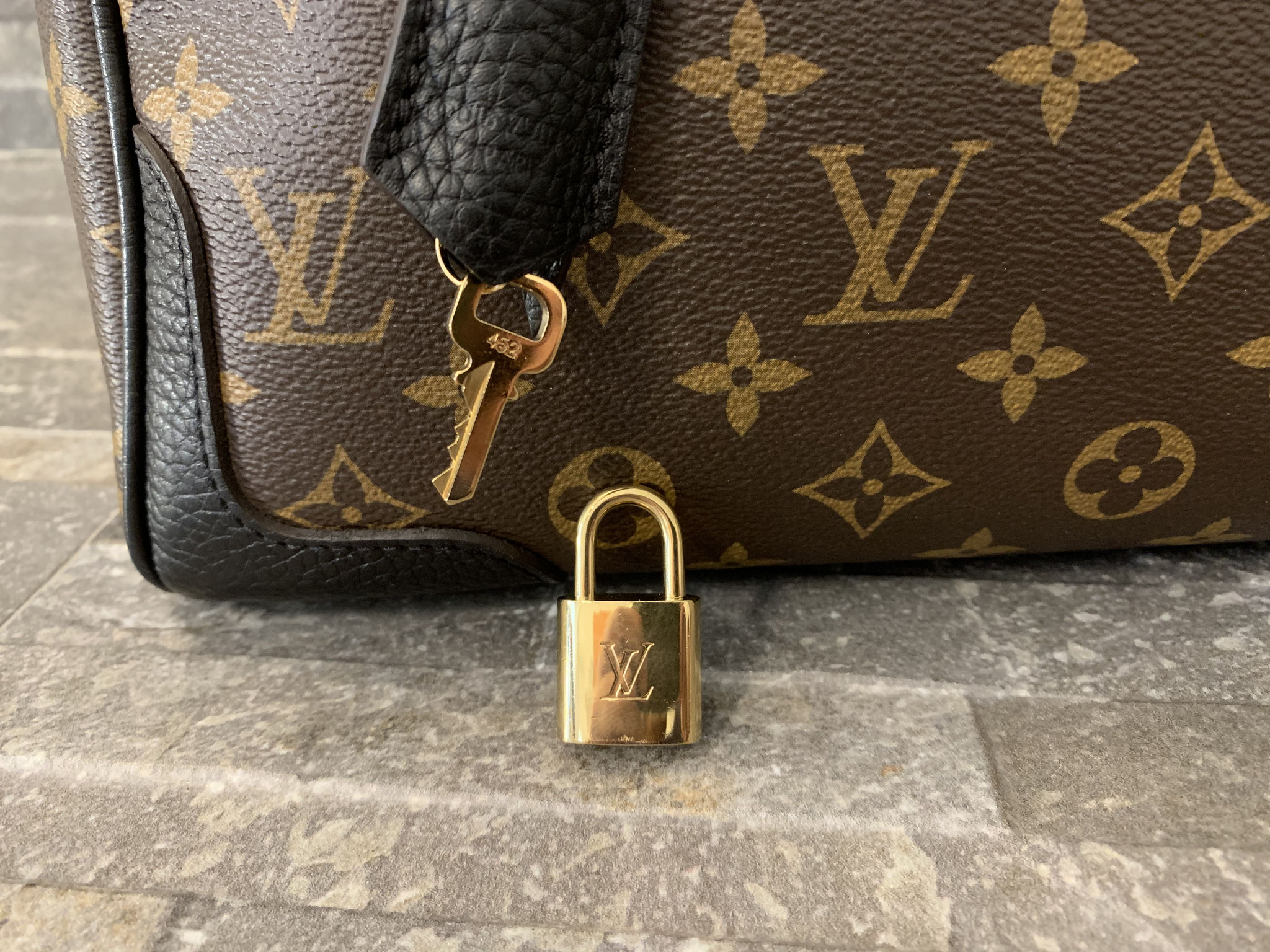 LOUIS VUITTON Monogram Retiro NM Black | FASHIONPHILE