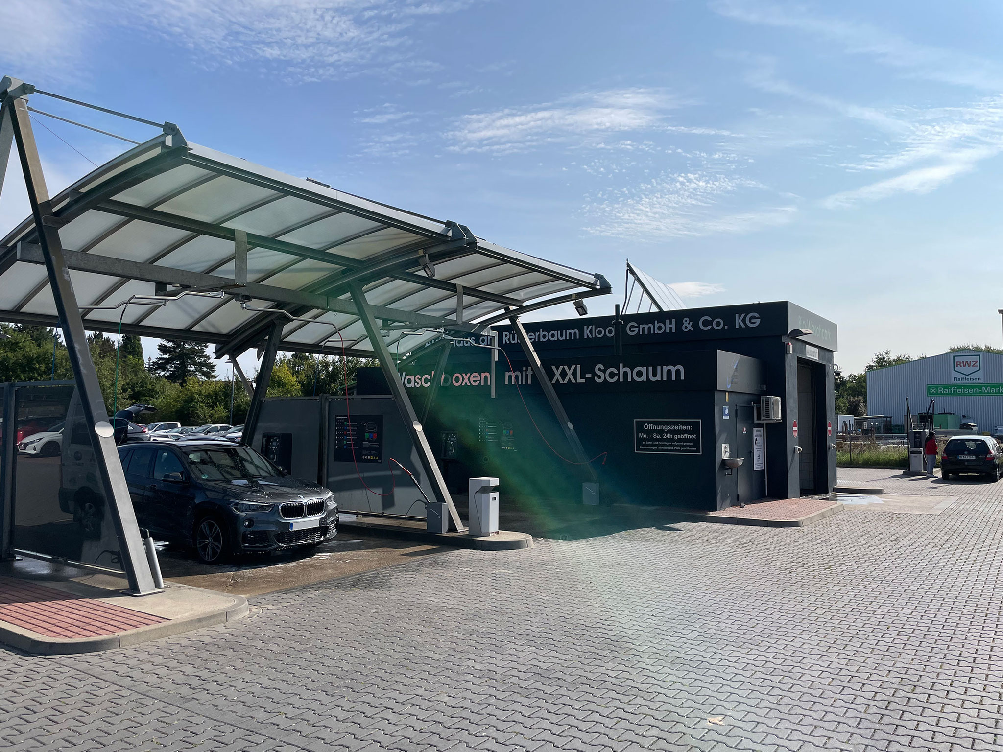 XXL Bio-Waschpark Ingelheim, SB-Waschboxen