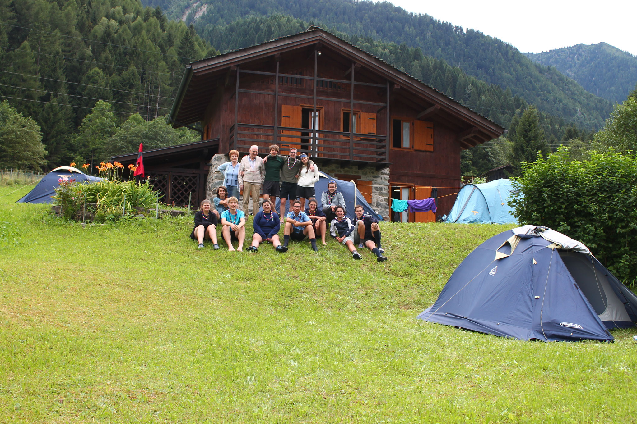 Foto di gruppo con i signori Maggiolo