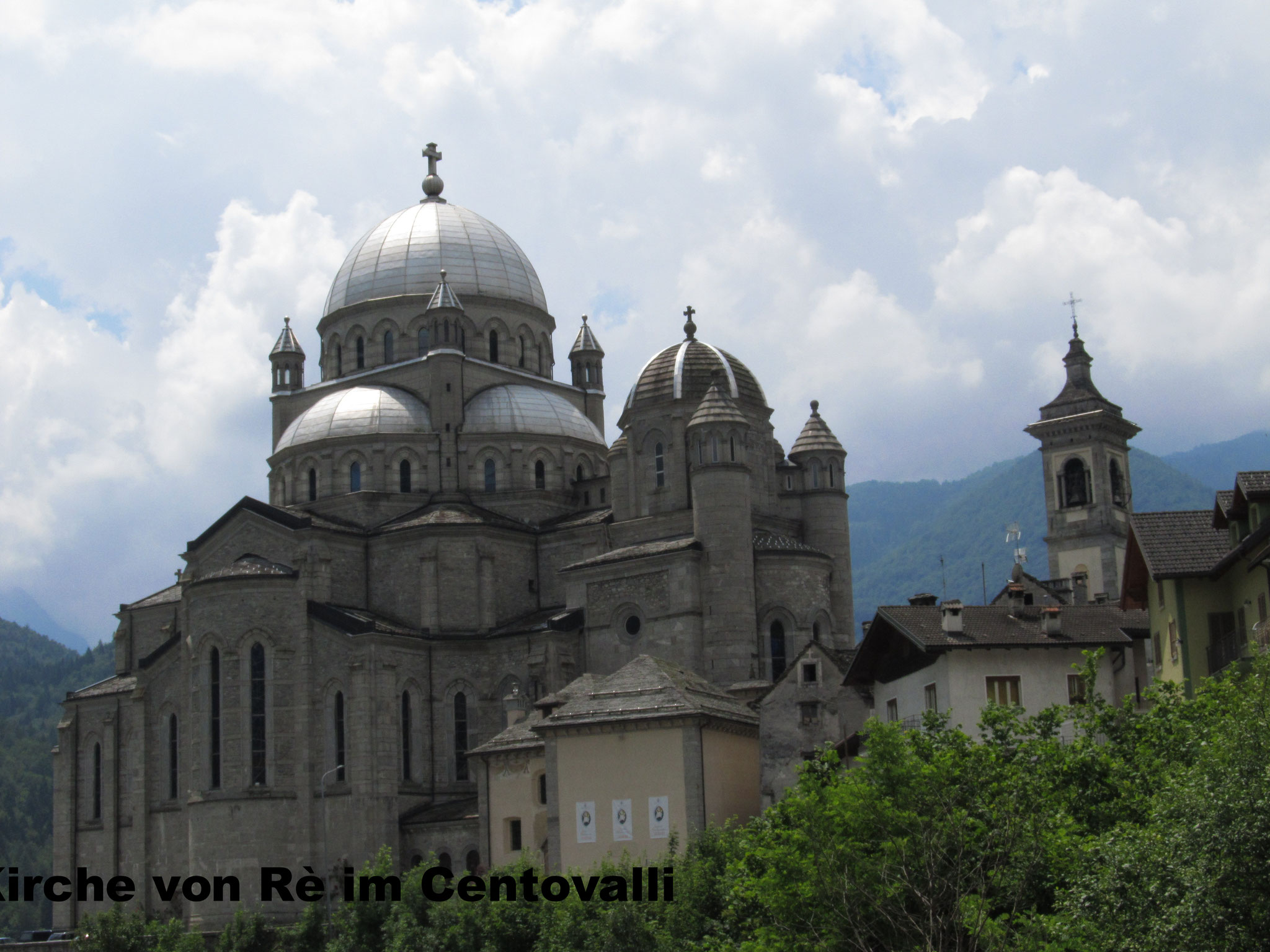 Basilika von Ré im Centovalli