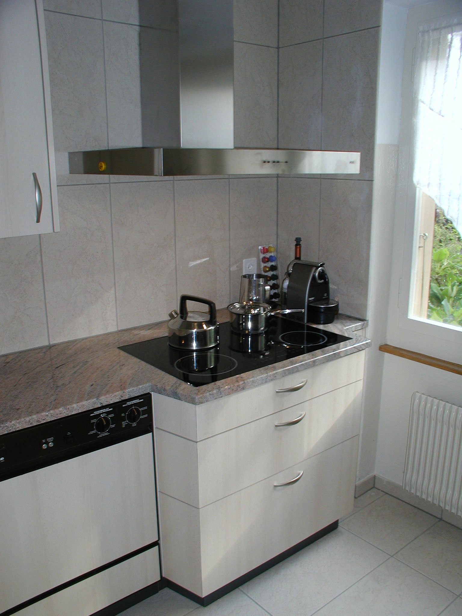 KÜCHEN & BÄDER - Schreinerei Bieri GmbH