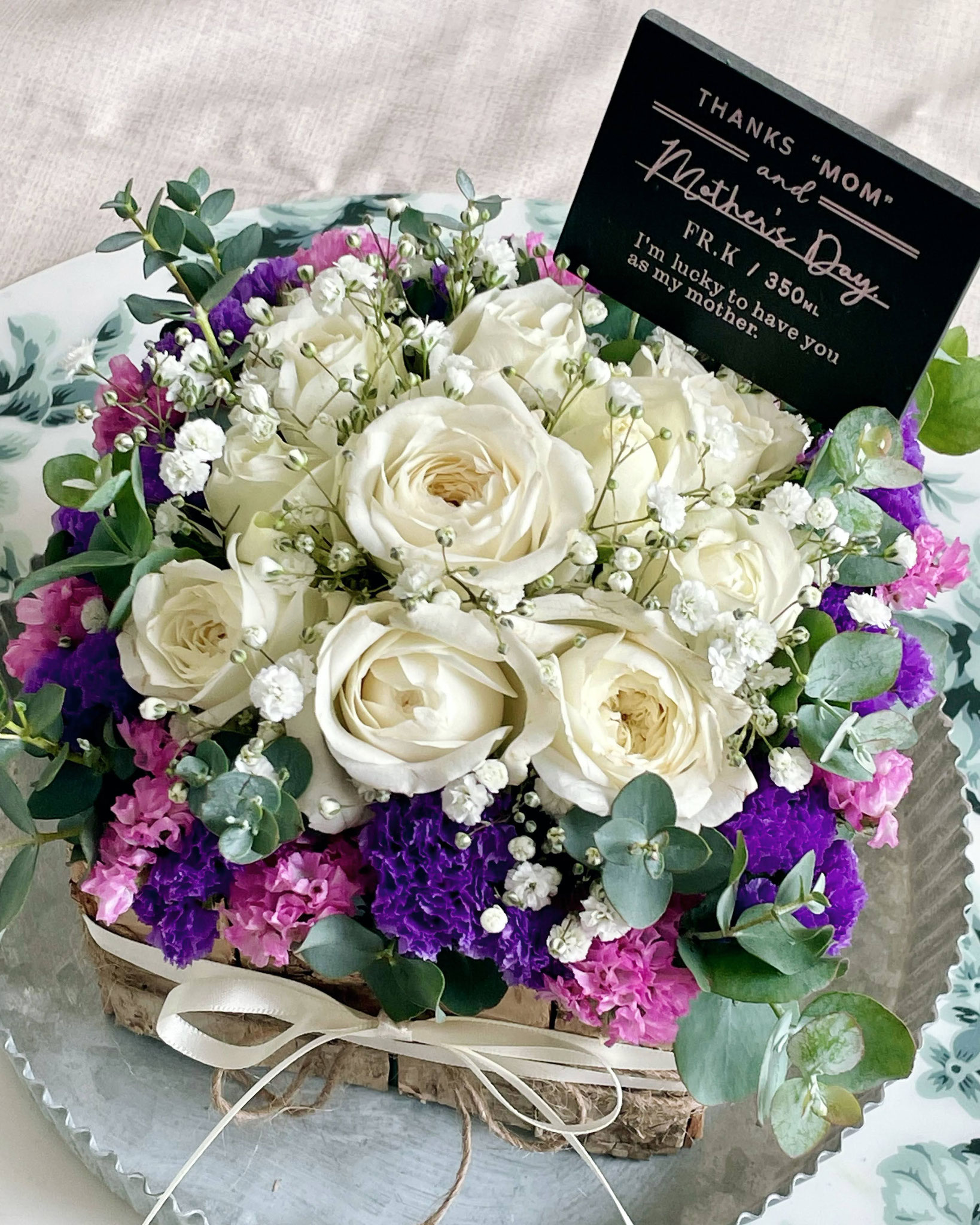 ドライフラワーꕤ︎︎スプレーバラと小花ꕤ︎︎ハロウィン スワッグꕤ︎︎壁飾り ドライフラワーꕤ︎︎スプレーバラと小花ꕤ︎︎ハロウィン スワッグ