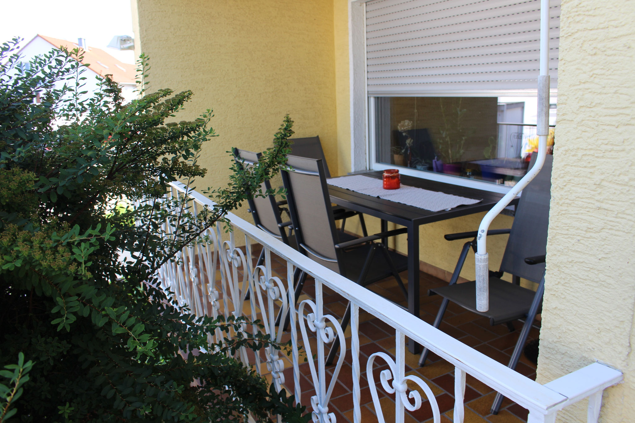 Balkon mit Sitzgarnitur