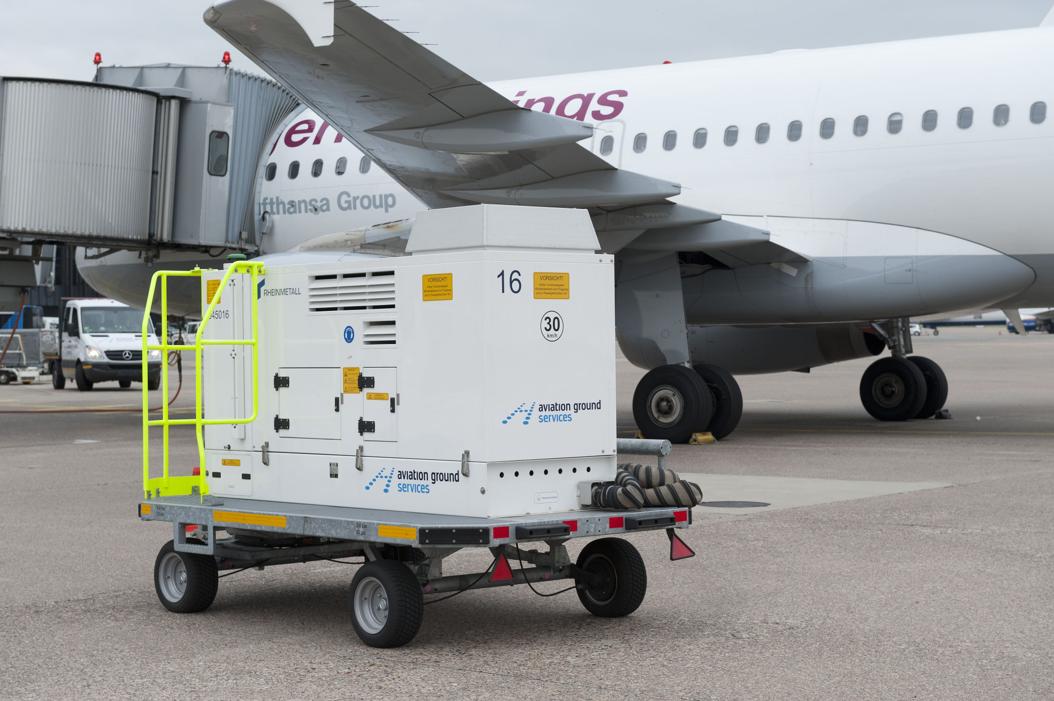 Airstart Units Bartosch Airport Supply Services GmbH