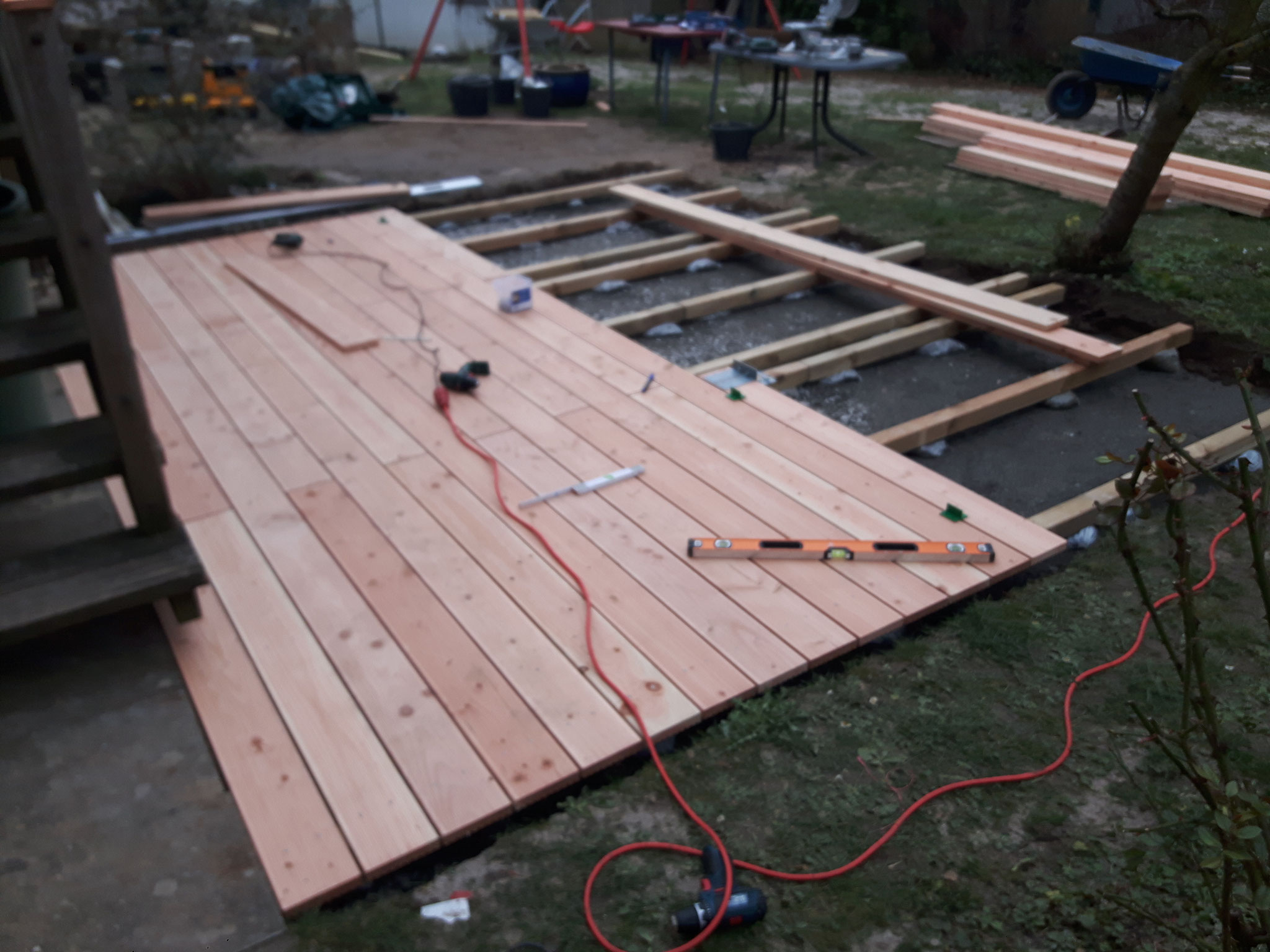 Natürlich schönes Holz - Ökologische Gartenpflege - Mit Liebe zum