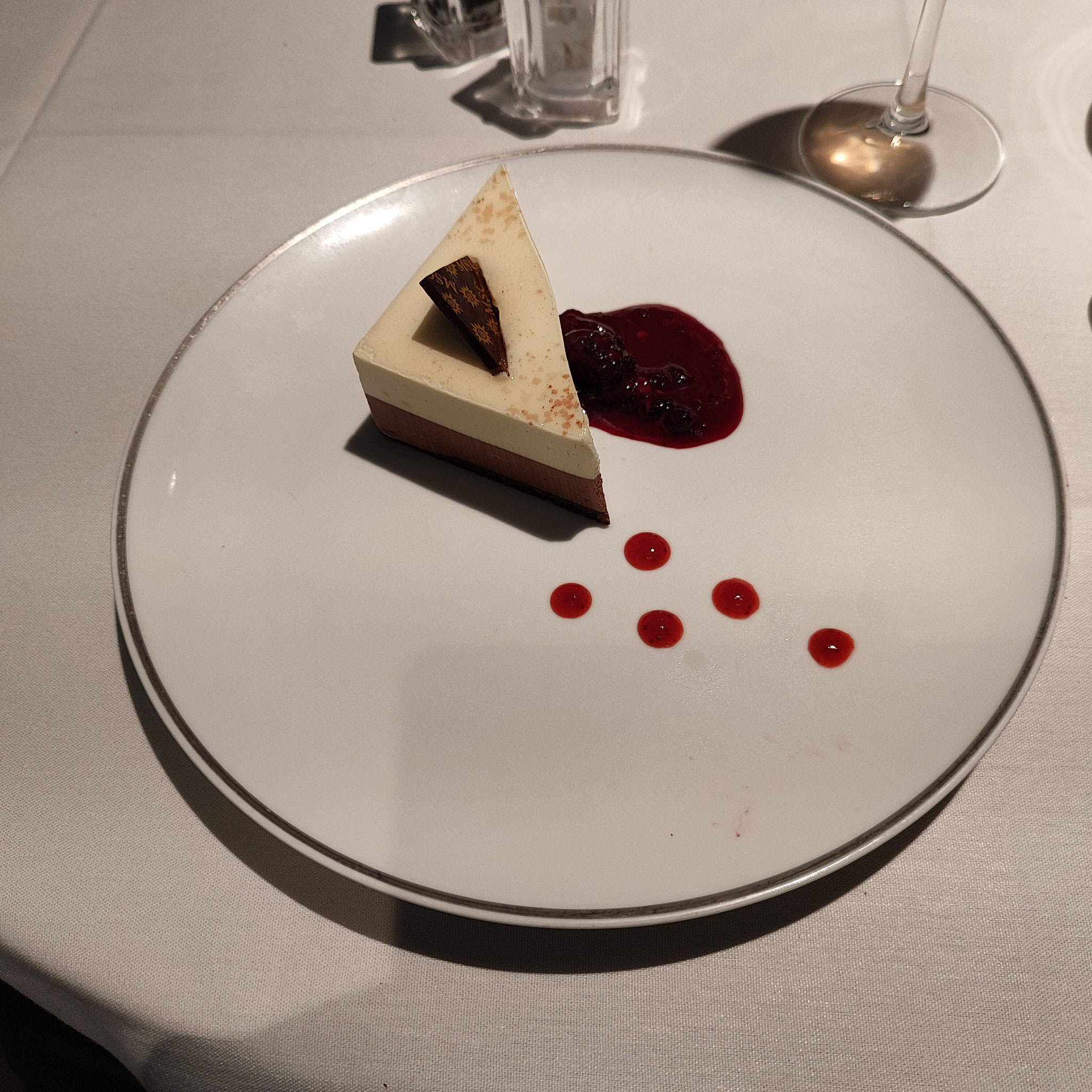 dessert au restaurant du msc seashore en yacht club