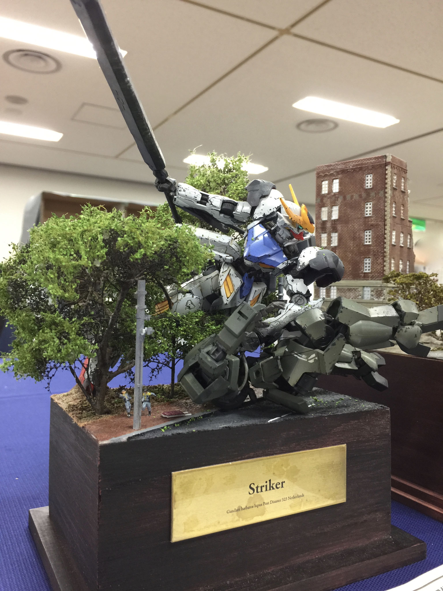 「Striker」　EXAM さん