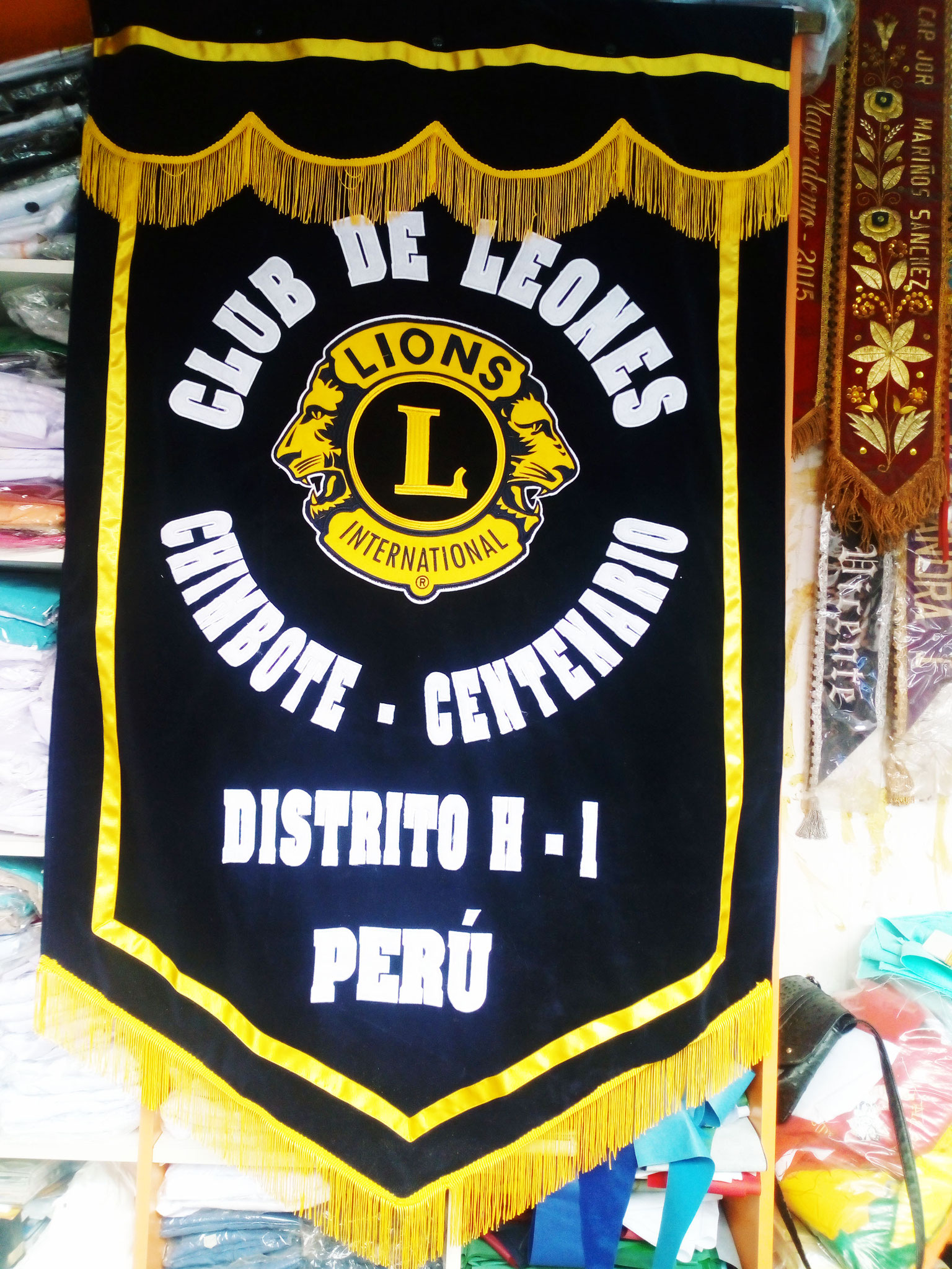 GALLARDETE Bordados y confecciones Franco