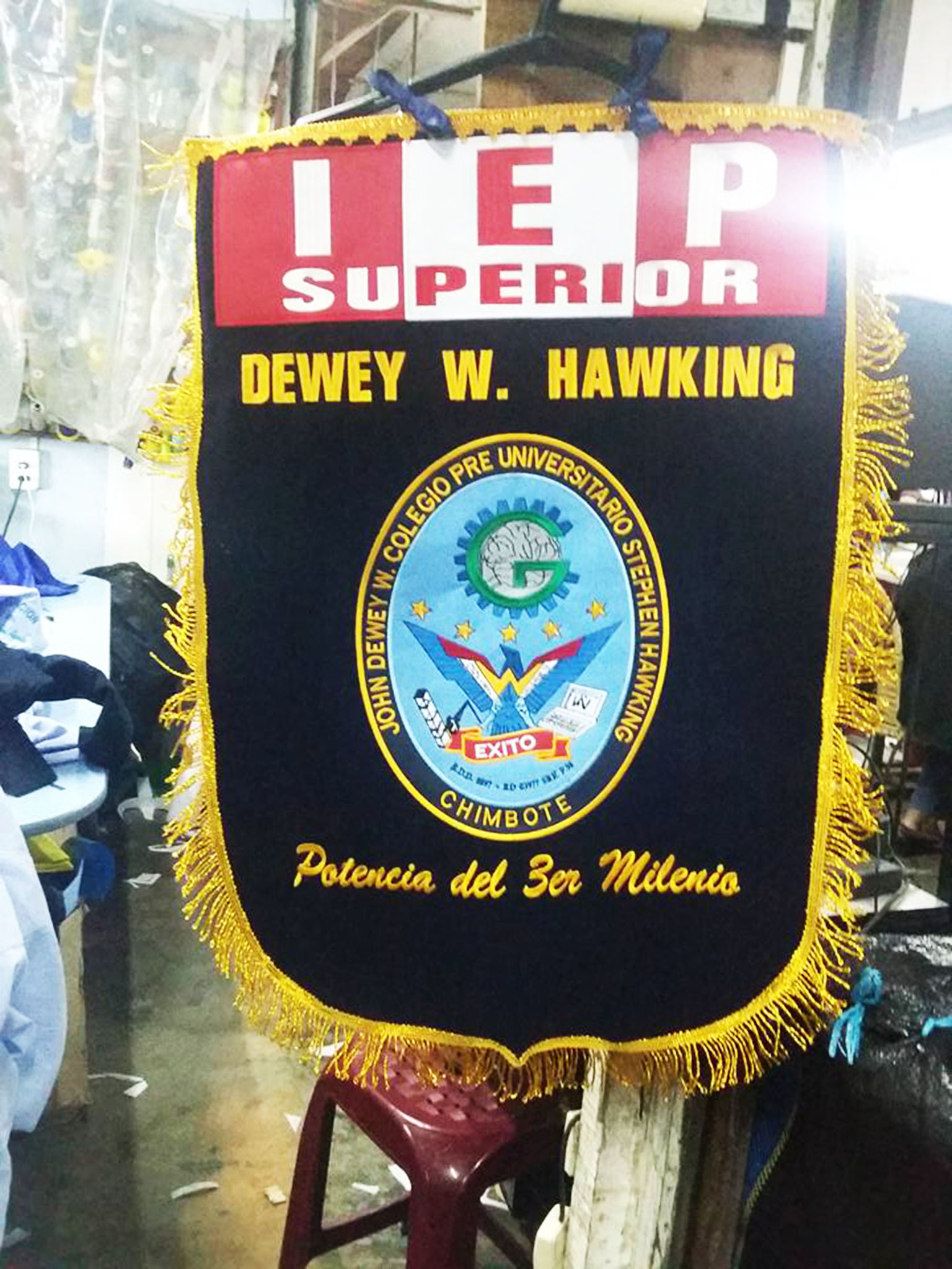 GALLARDETE Bordados y confecciones Franco