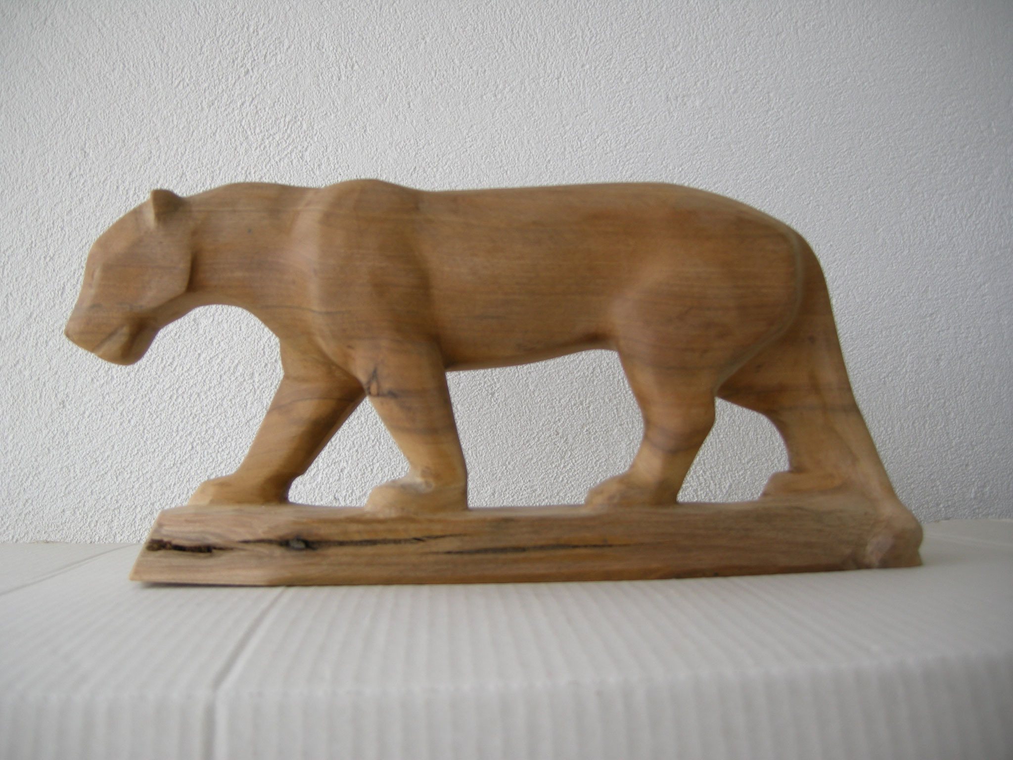 Puma HolzschnitzkunstPuma geschnitzt