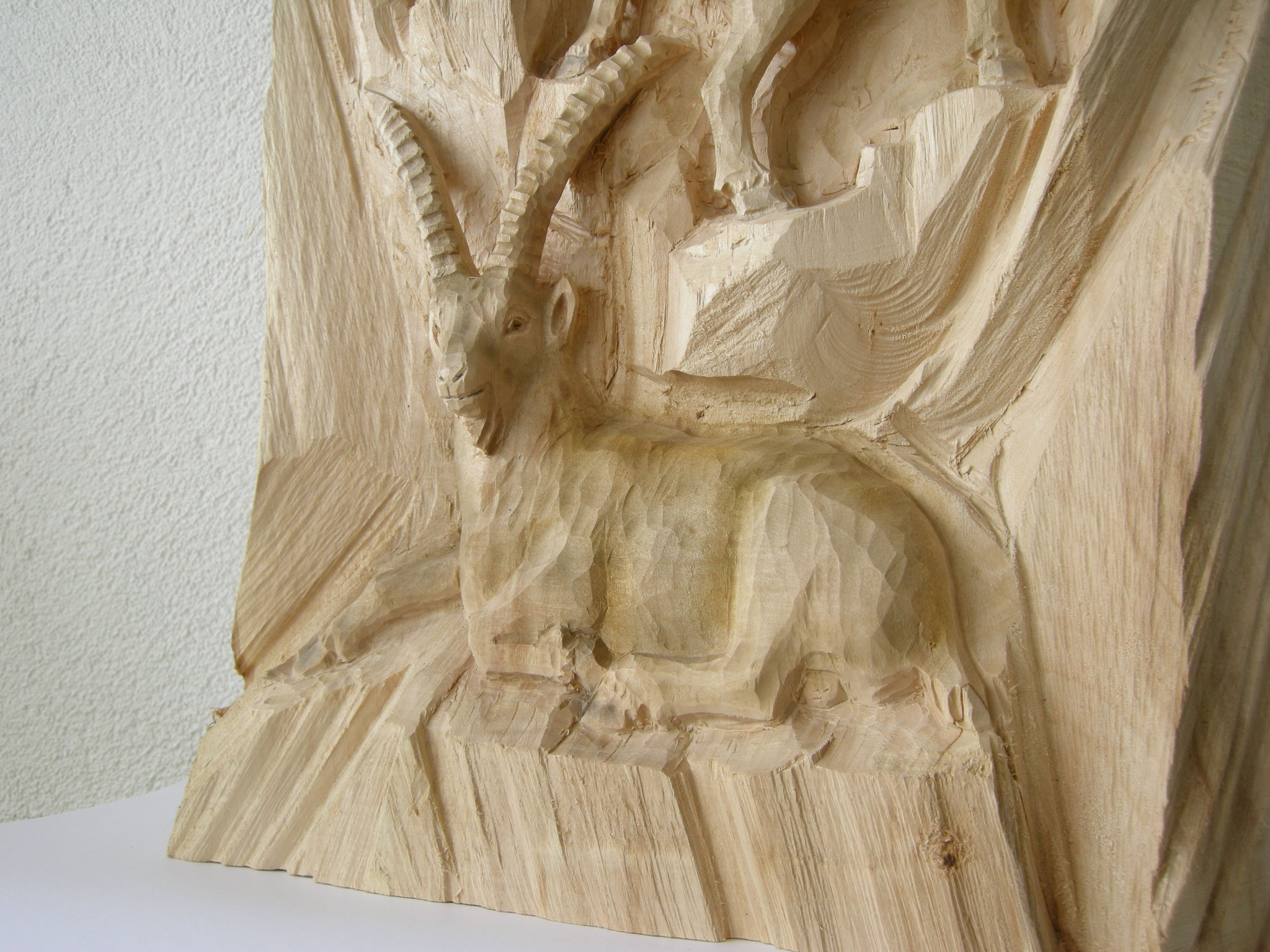 Steinbock Holzschnitzerei