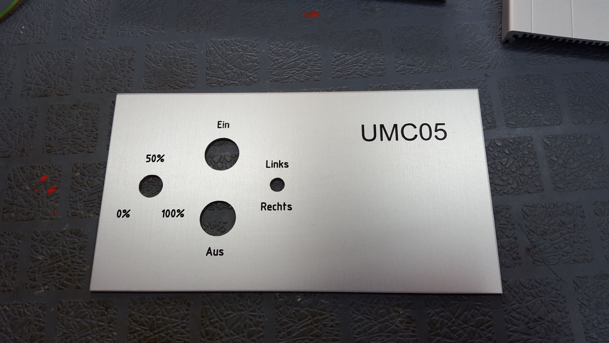 UMC05 - David's-Elektronik Webseite!