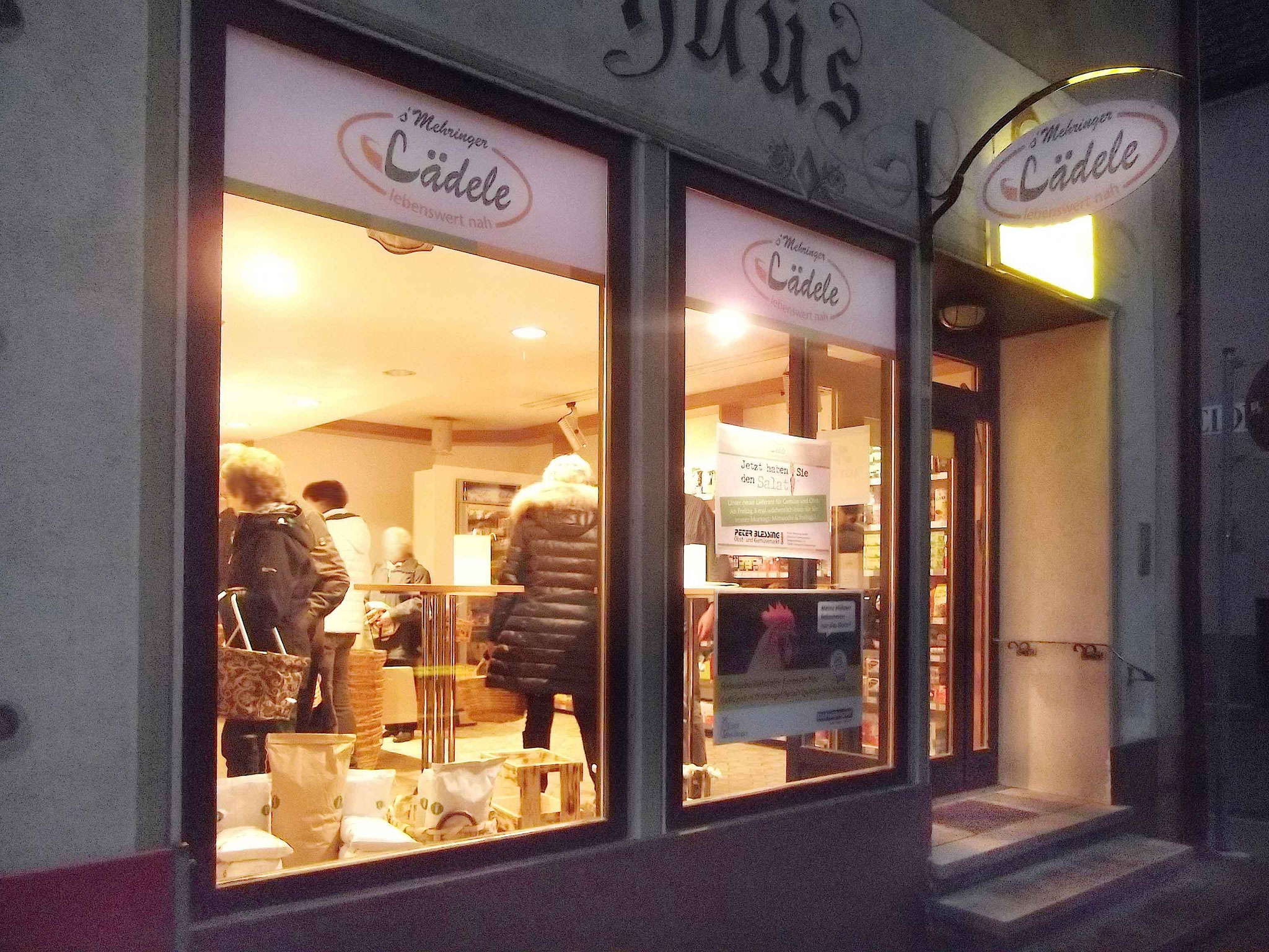 Ansicht des Lädele Schaufensters von aussen