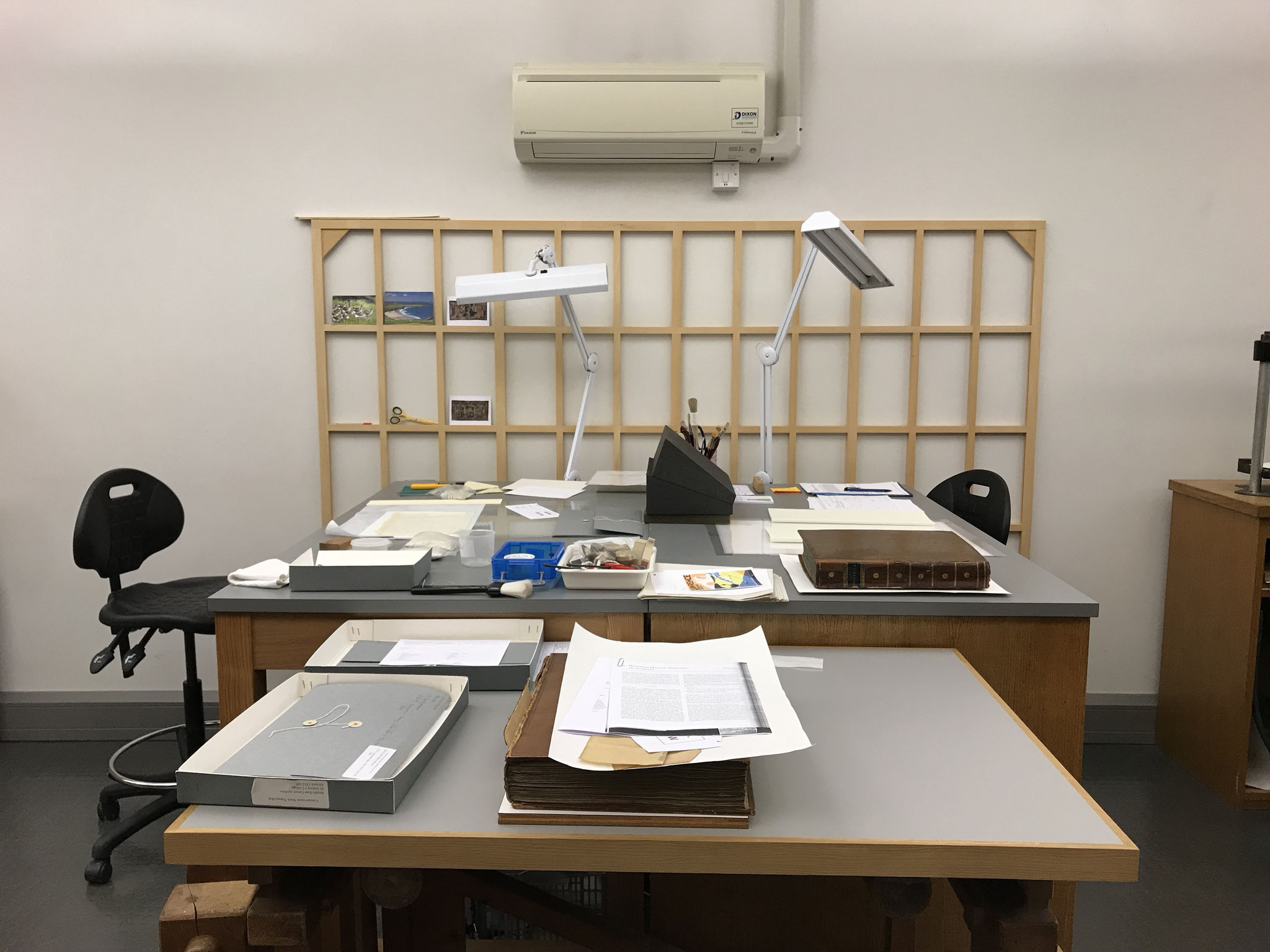 Work desk in conservation studio