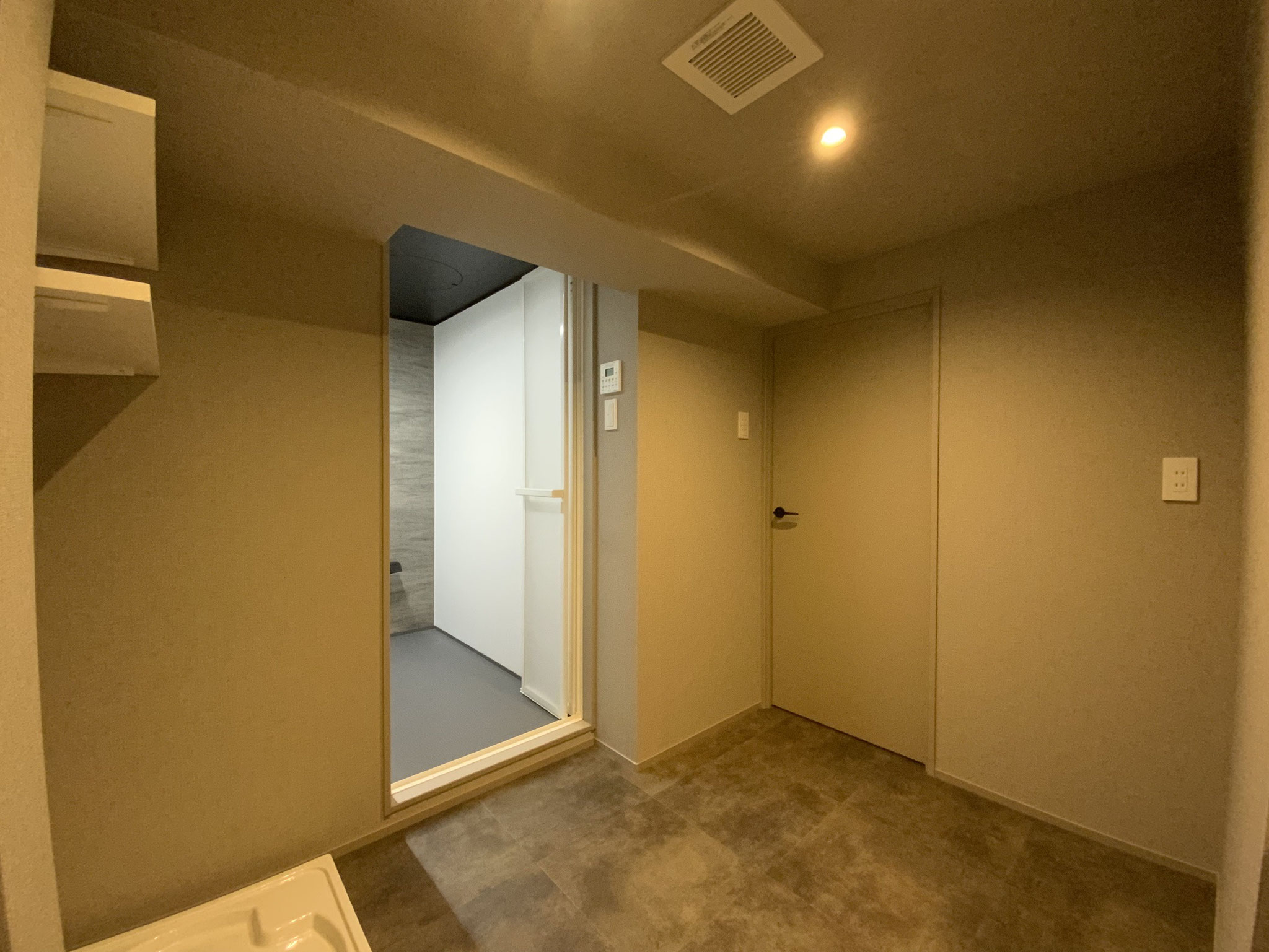 洗面脱衣所としても広いので、小さなお子さまのお世話もラクにできます