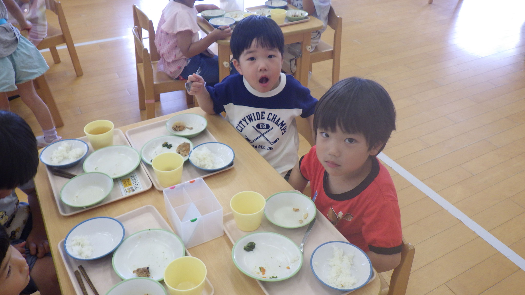 6月15日　たくさん遊んで給食美味しいな😊