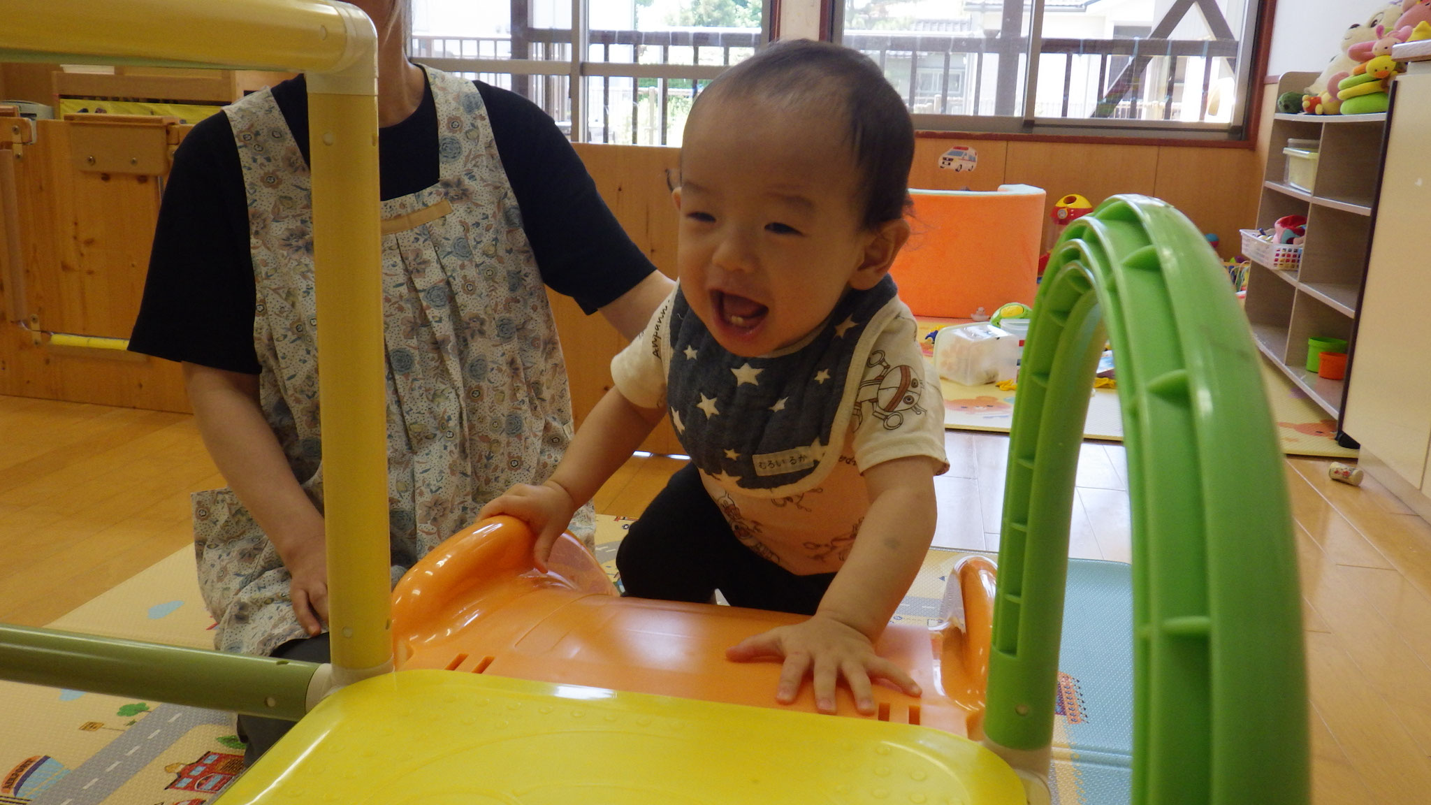 7月９日　滑り台を登ったよ！