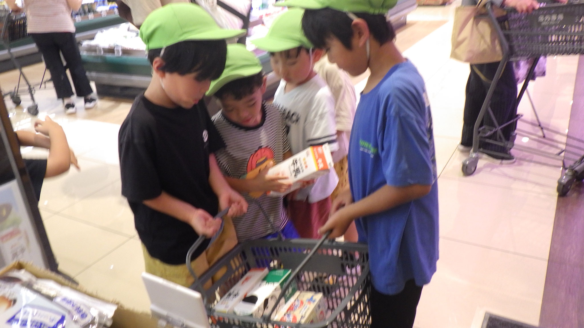 7月9日　昨日はアルビスにお買い物に行きました！