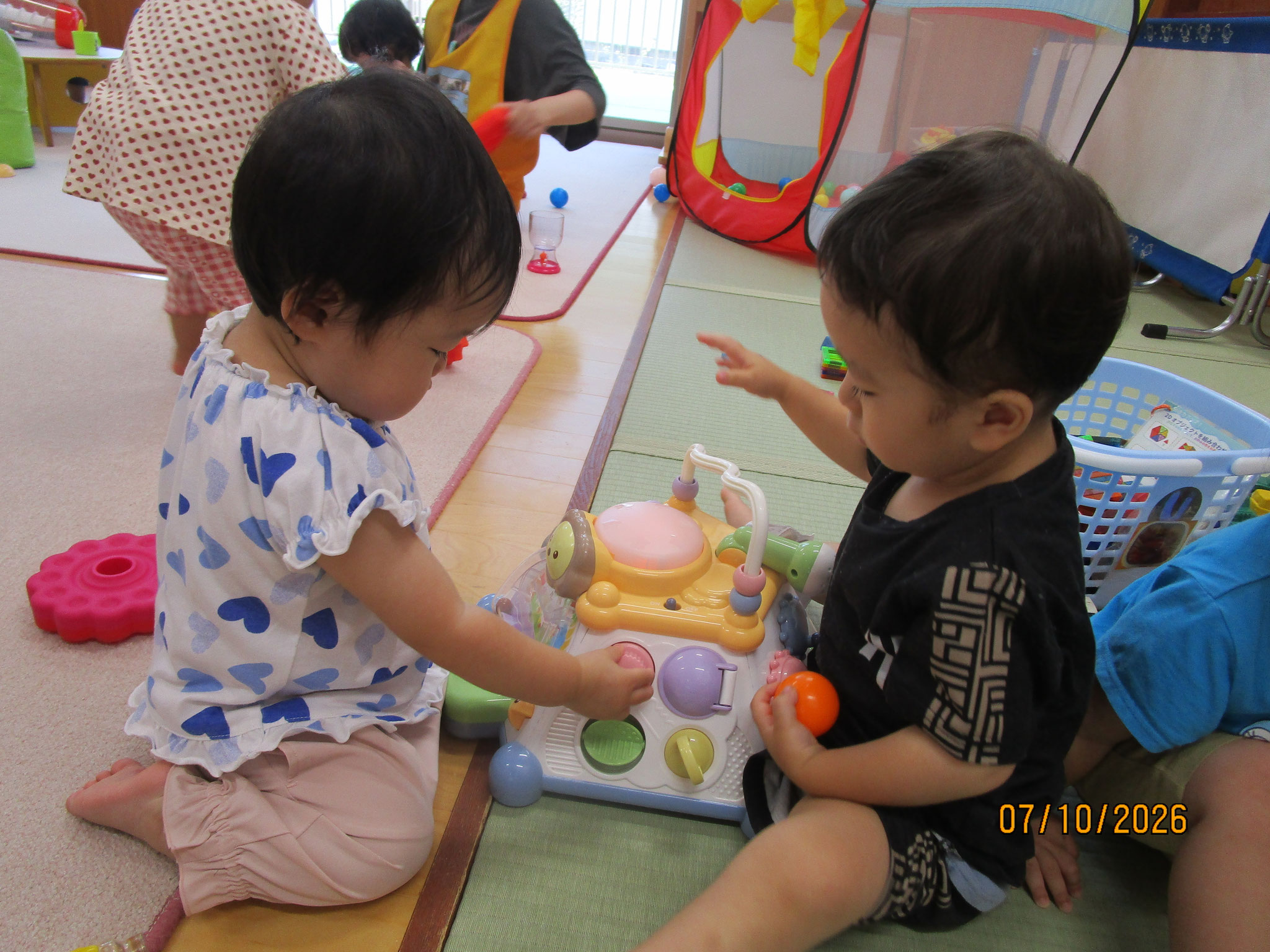 7月9日　いたずらボックスが気になります。