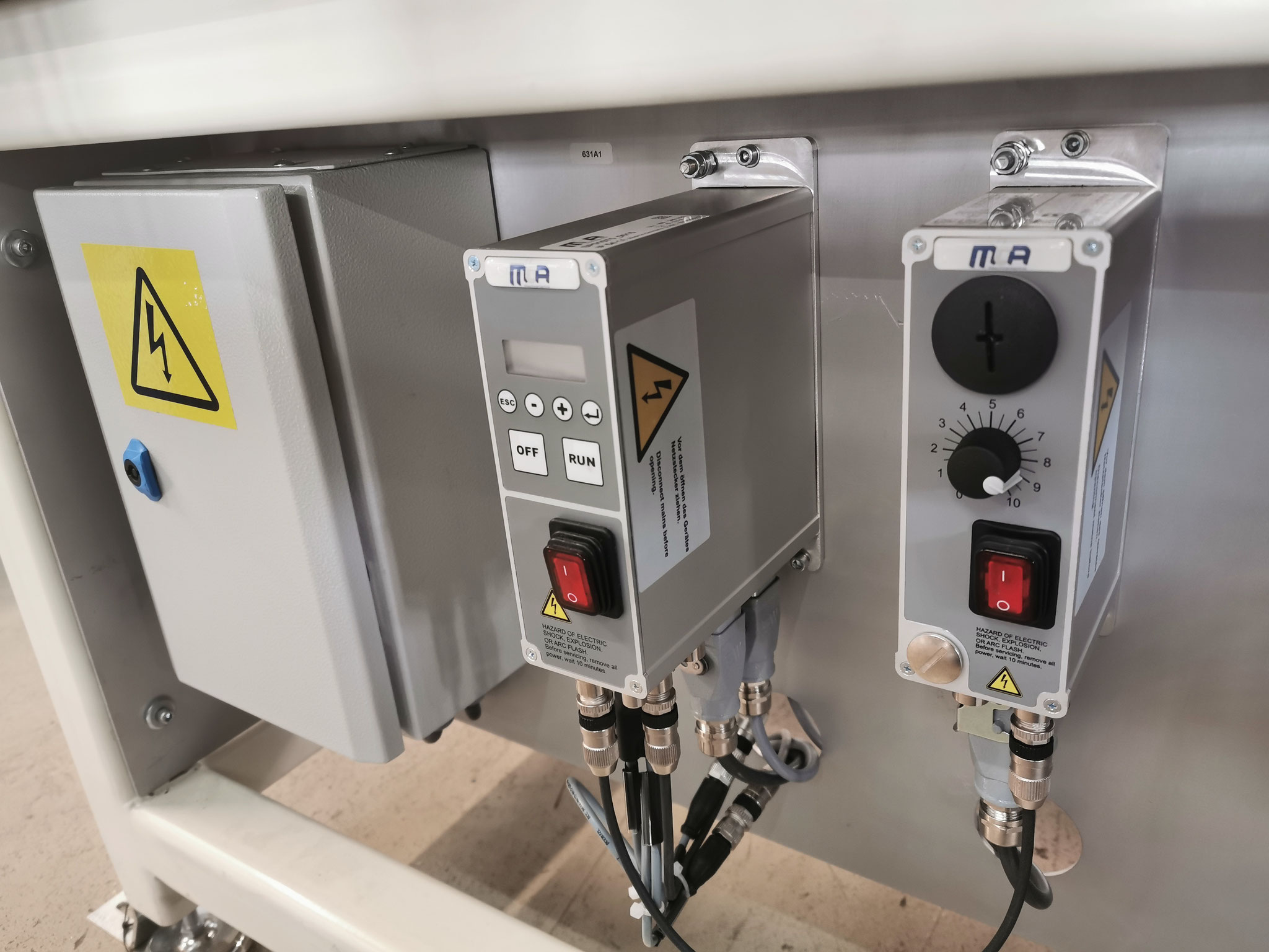 Automatische Zuführanlage mit Vibrationsantrieb SAR-Serie – mta Maschinentechnik GmbH