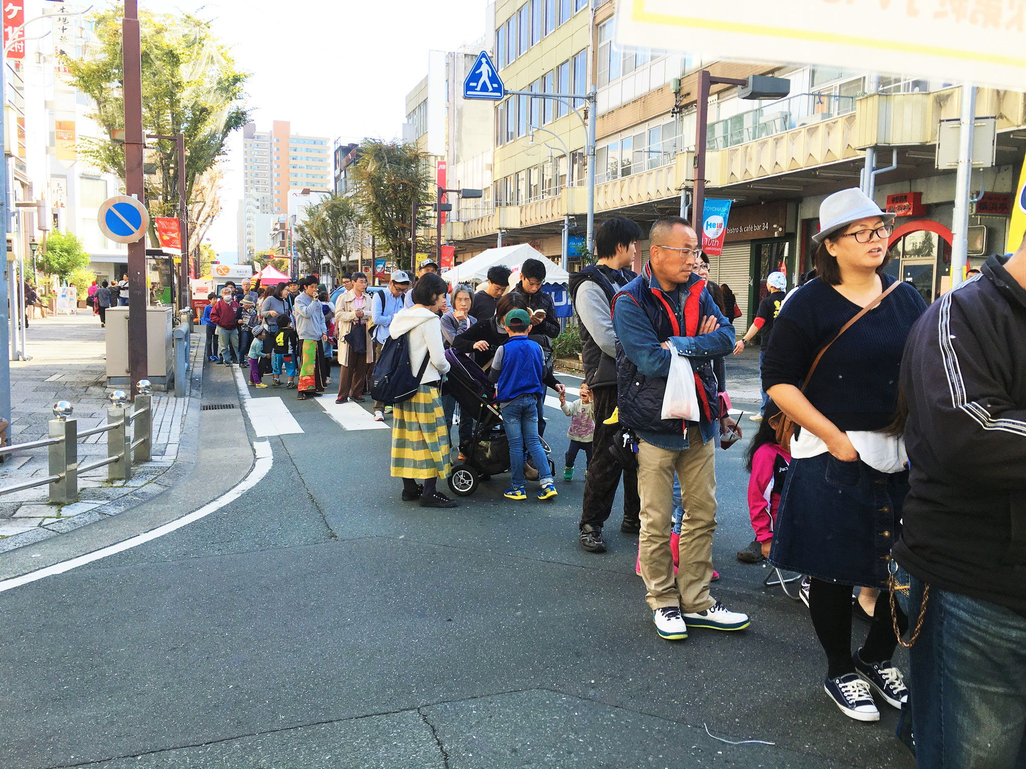 開店前から並んでいただき本当にありがとうございました。