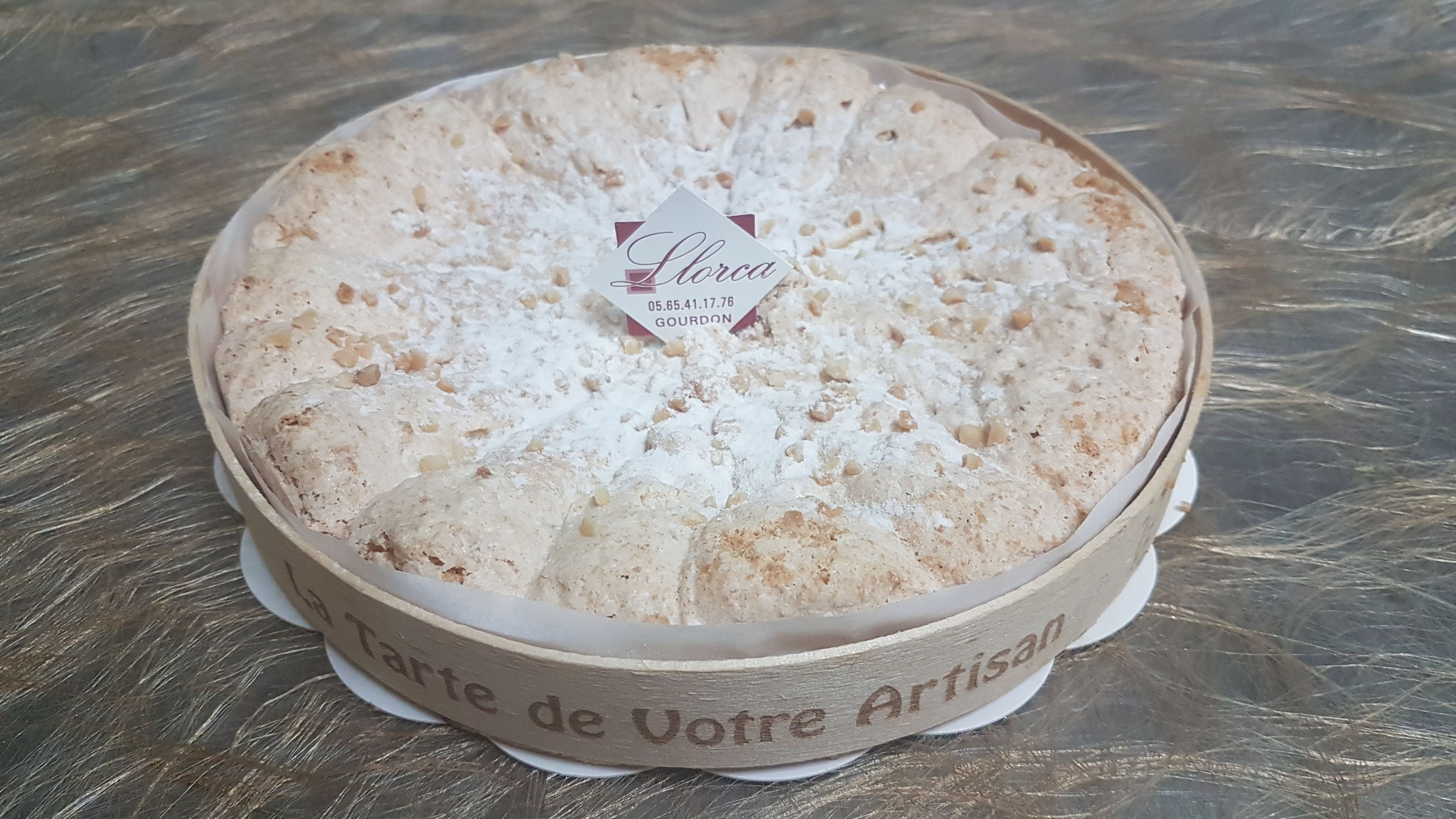SAFRANIER: Biscuit macaron au safran, compotée de poires au safran du Quercy