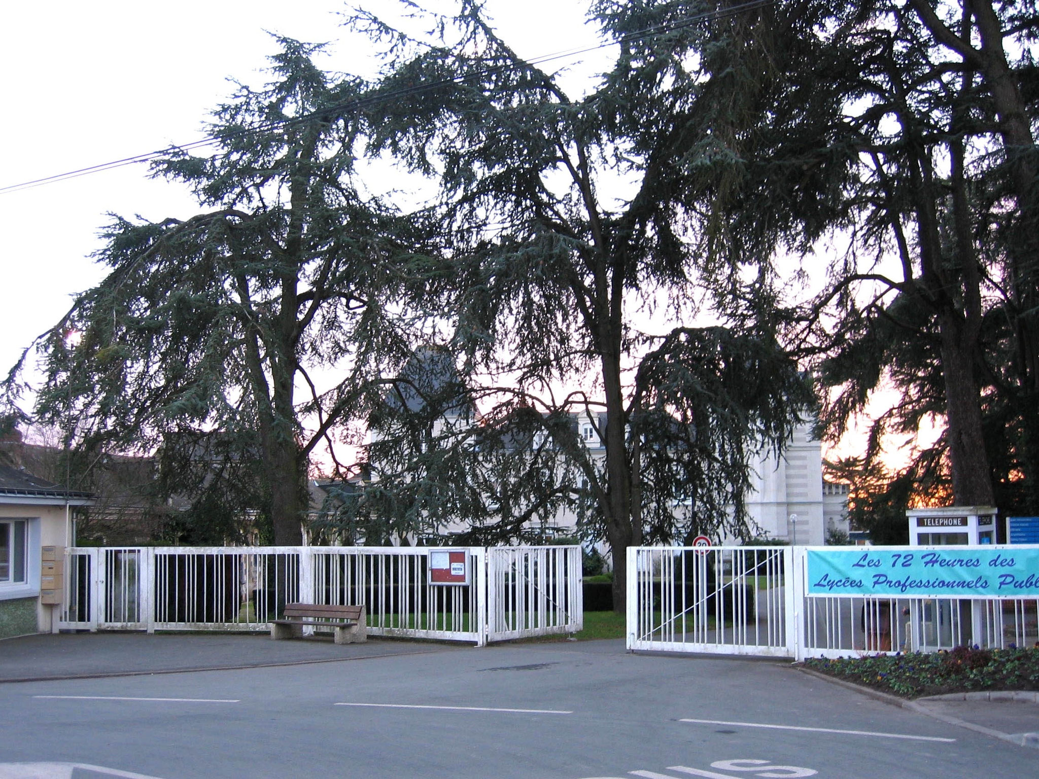 Accueil du lycée