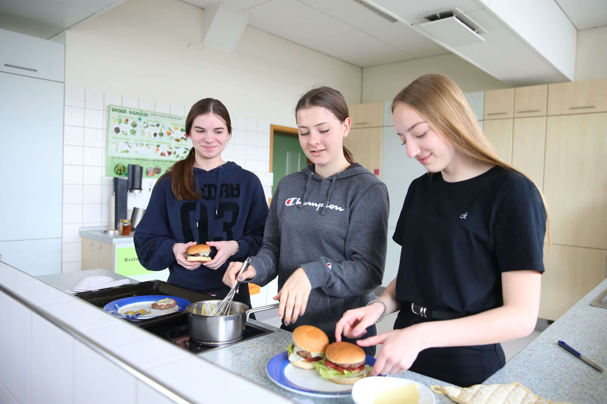 Alltagskultur, Ernährung und Soziales