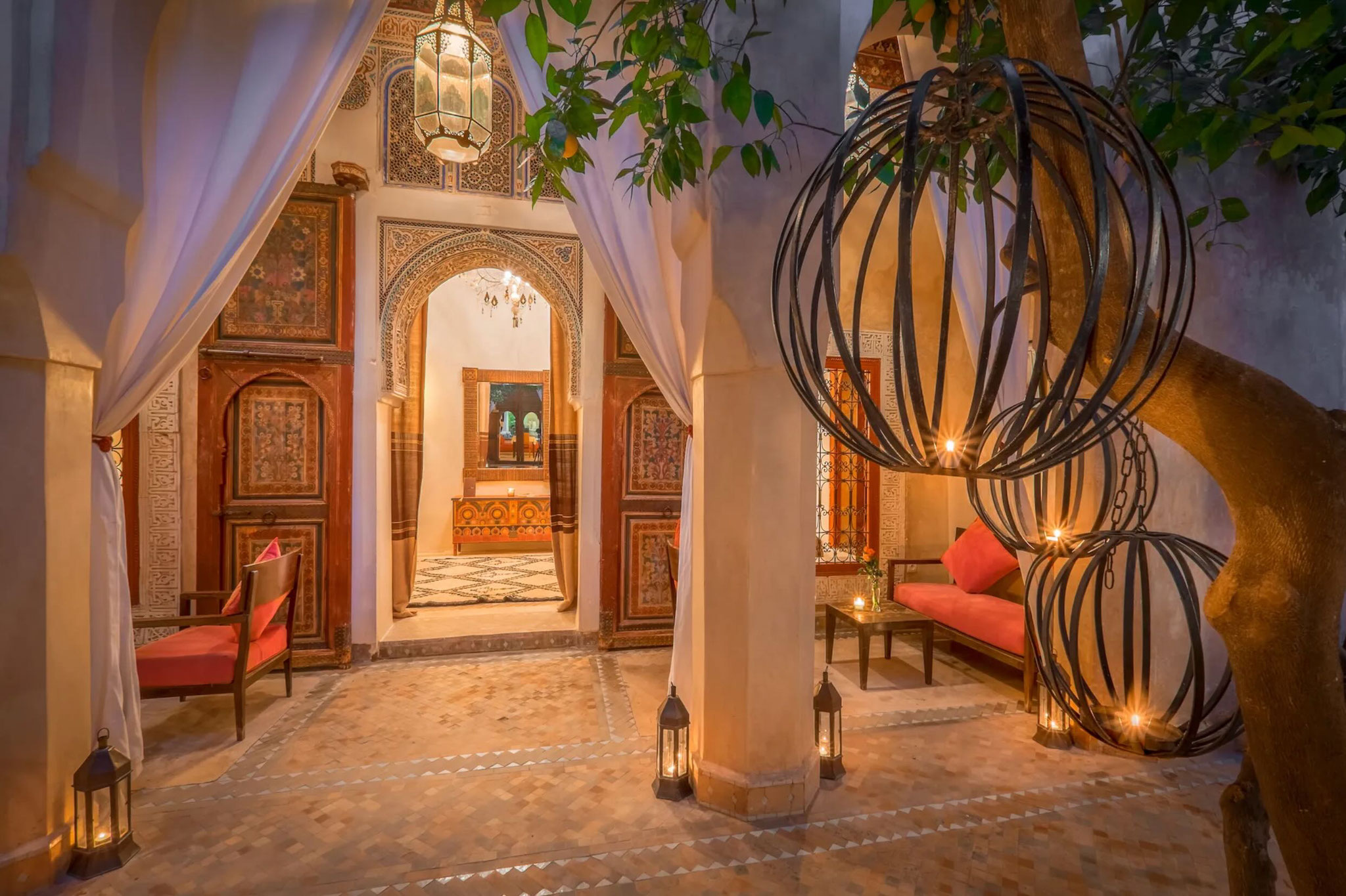 Location et privatisation Riad Marrakech avec hammam et piscine chauffée pour 18 personnes