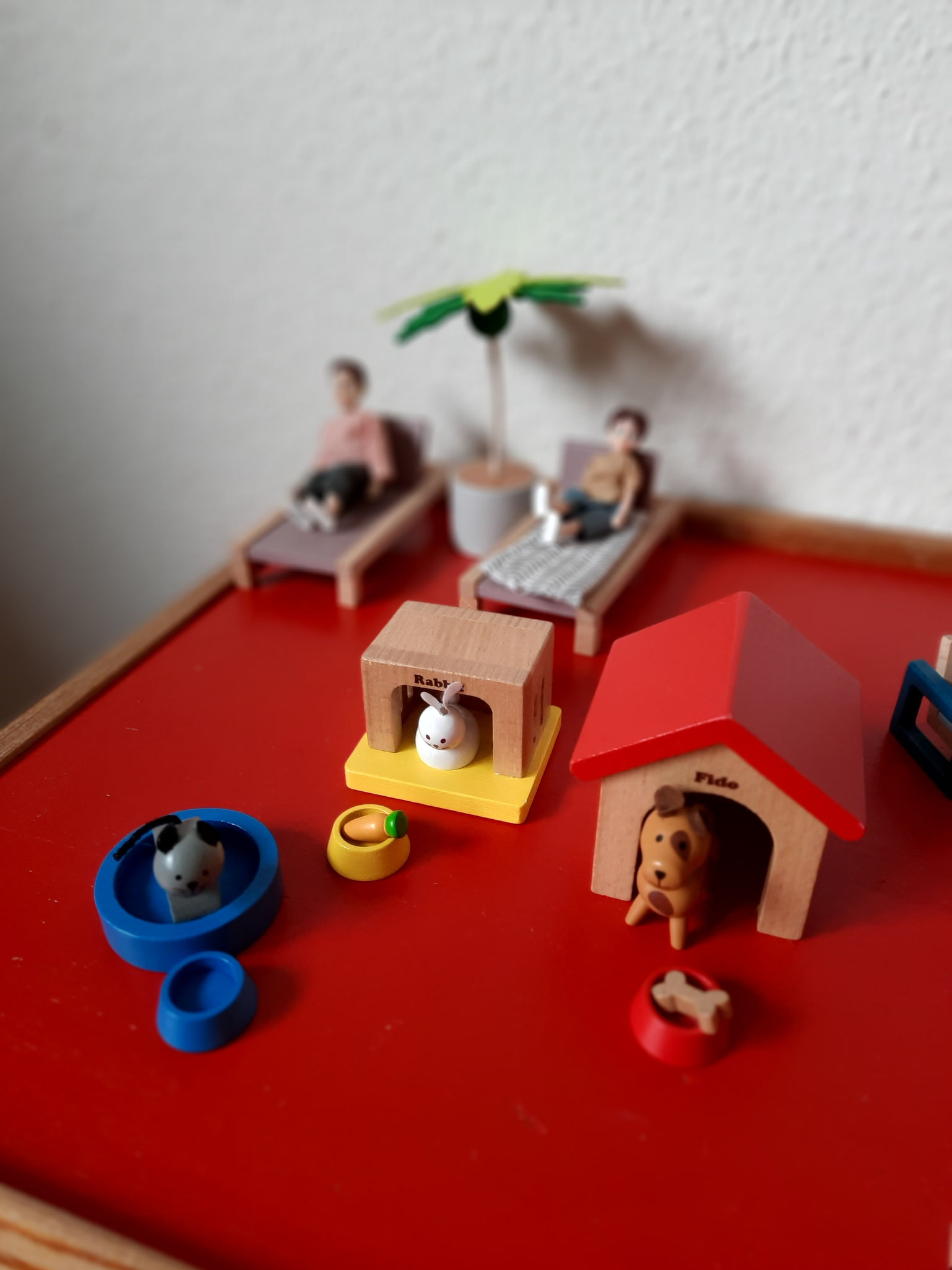 Einzelteile des Puppenhauses