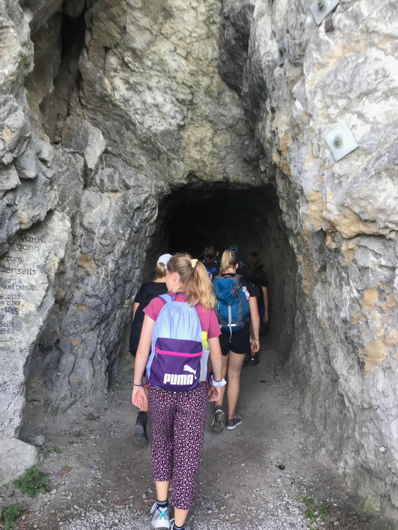 Höhlen auf der Wanderung