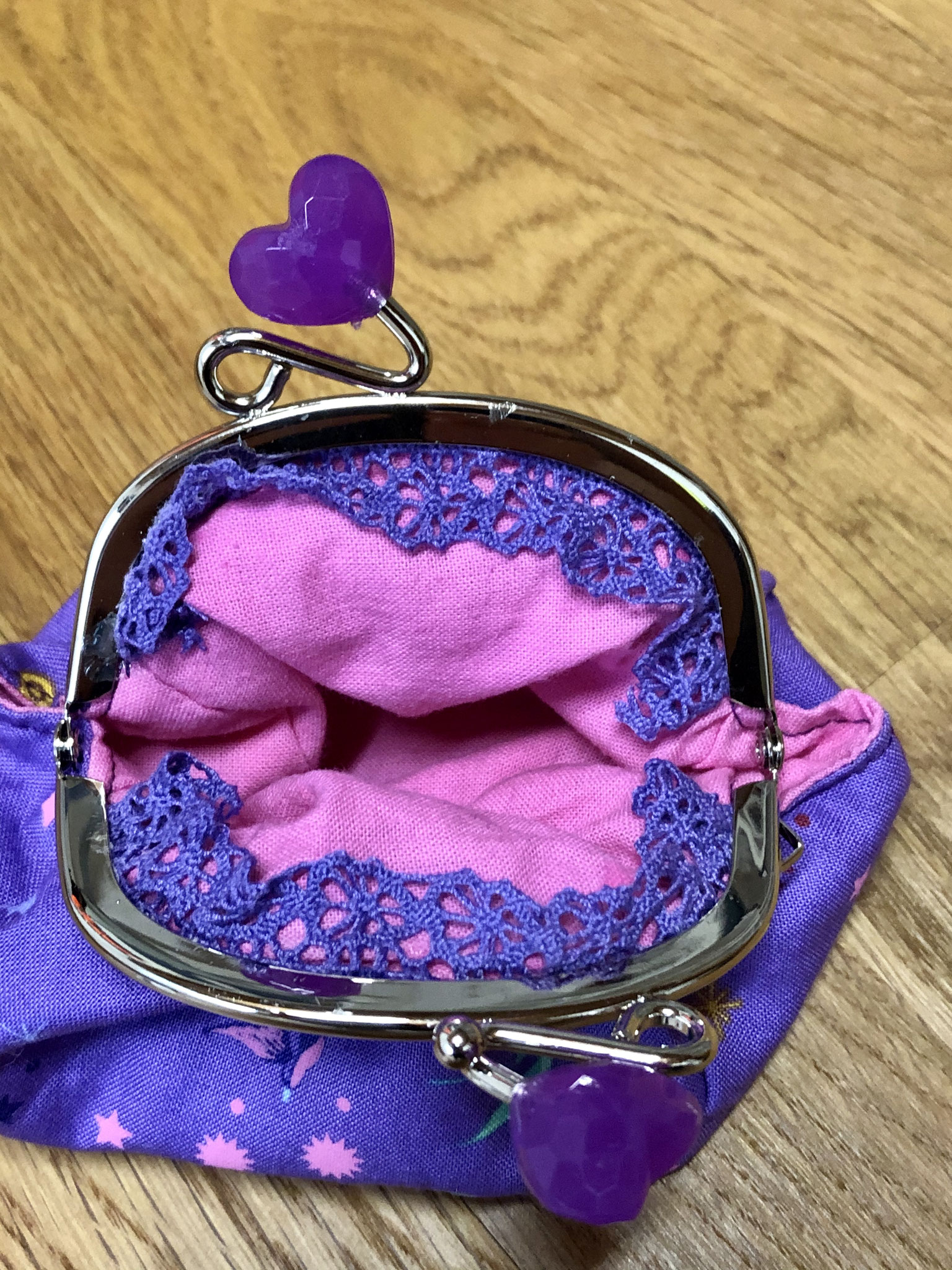 3104 Schwalben lila CHF 35.00