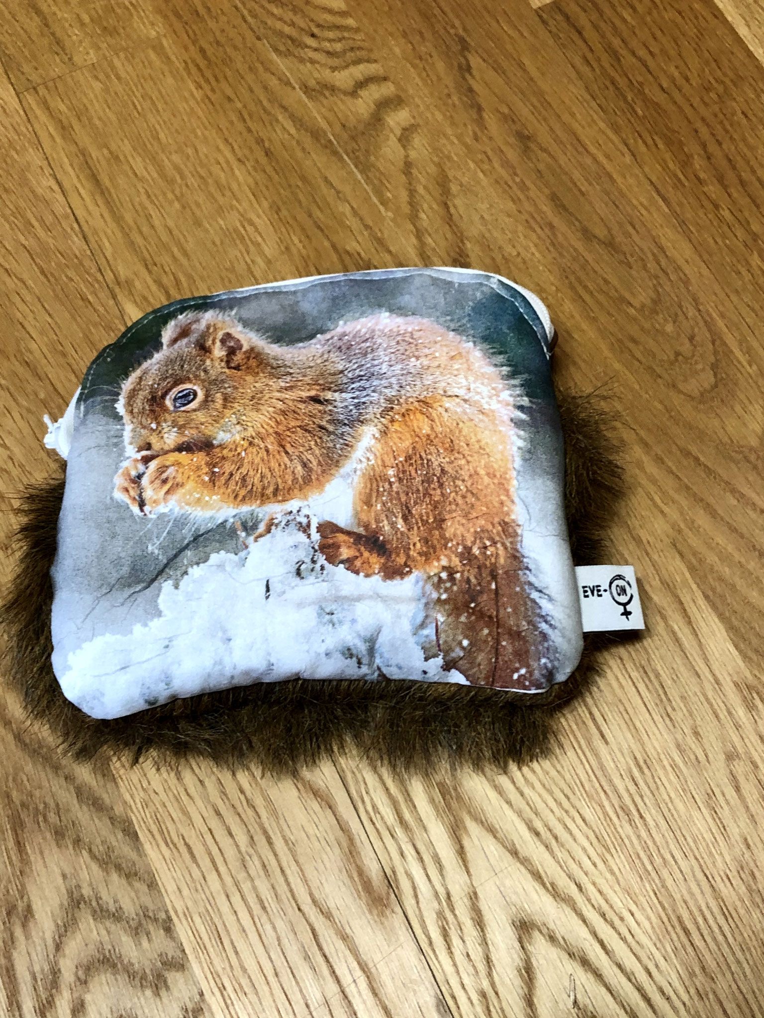 4028 Eichhörnchen verkauft