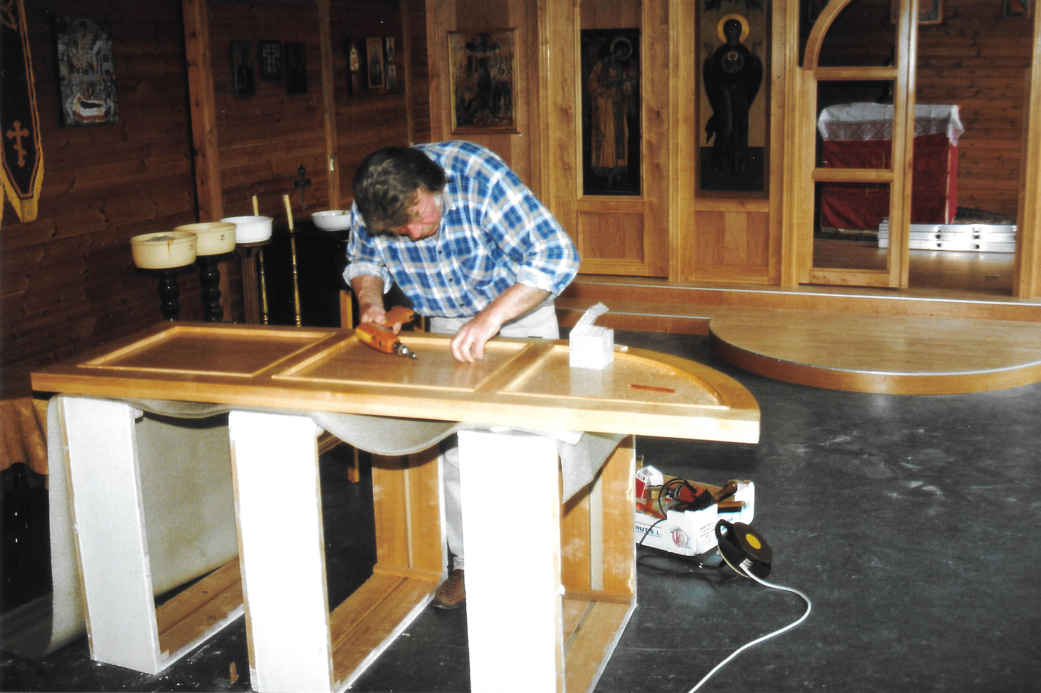 Установка иконостаса