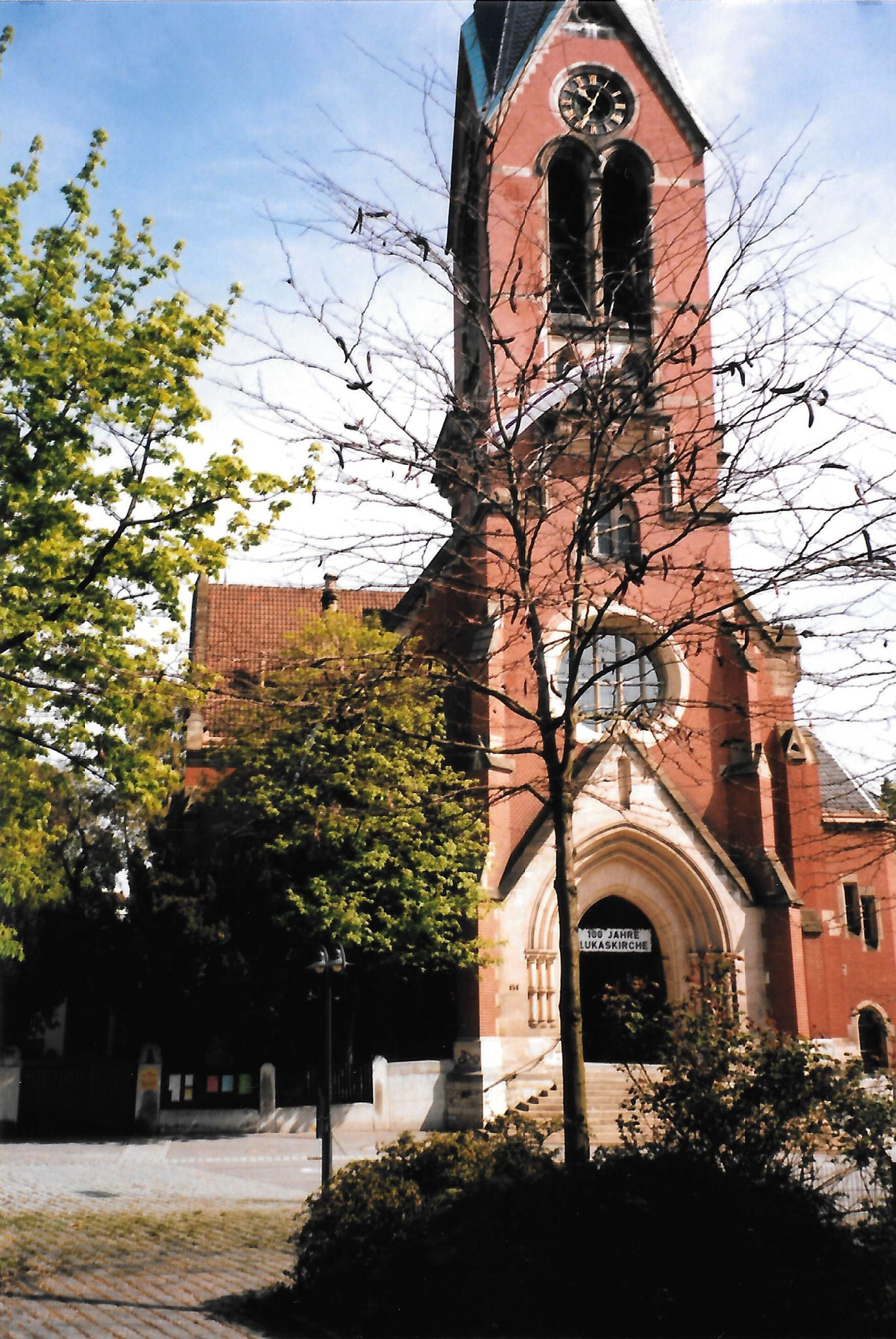 Евангелическая церковь апостола Луки в г. Штутгарте, 1989 год