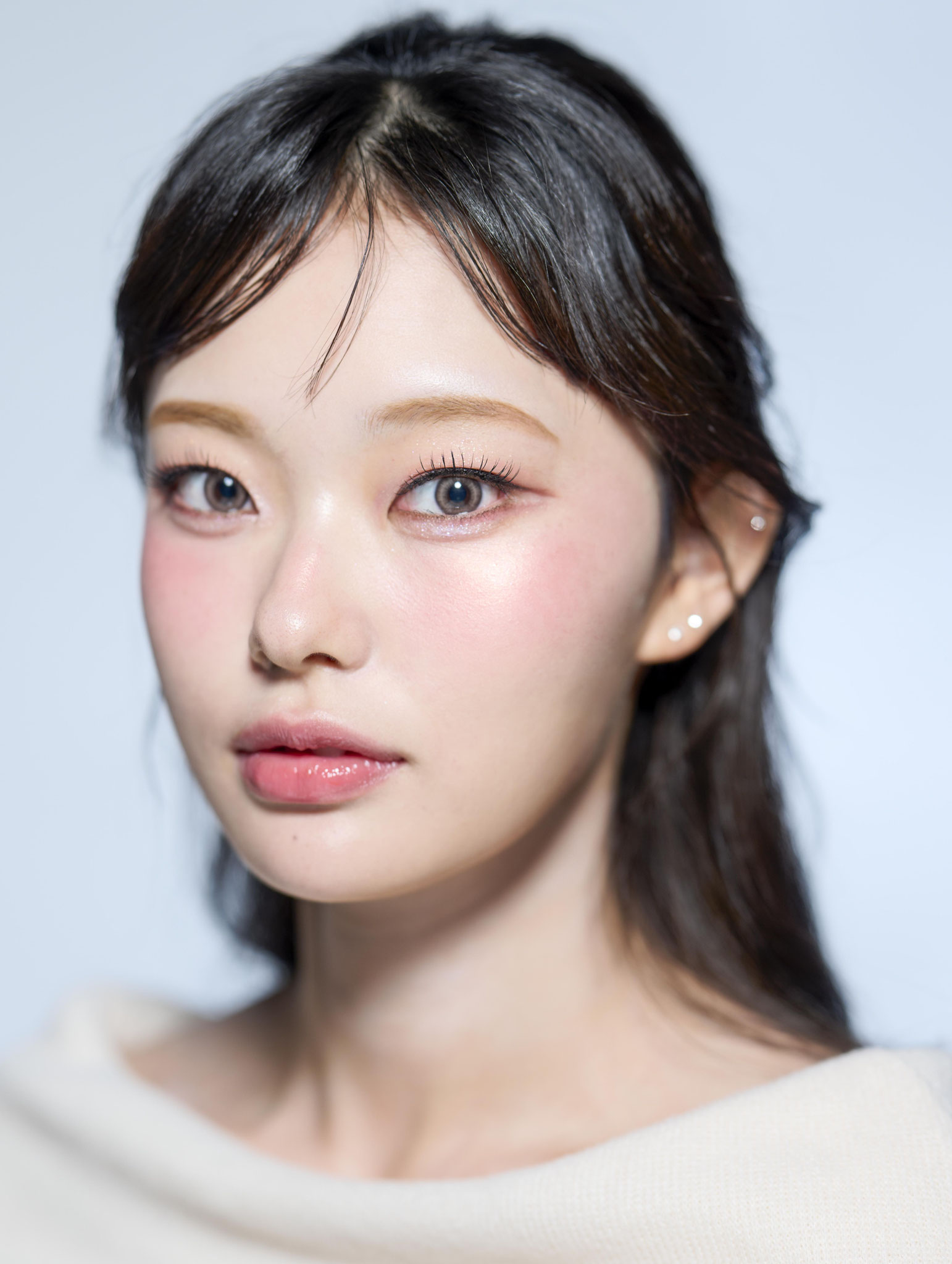 ヘアメイク　ミキ　韓国メイク