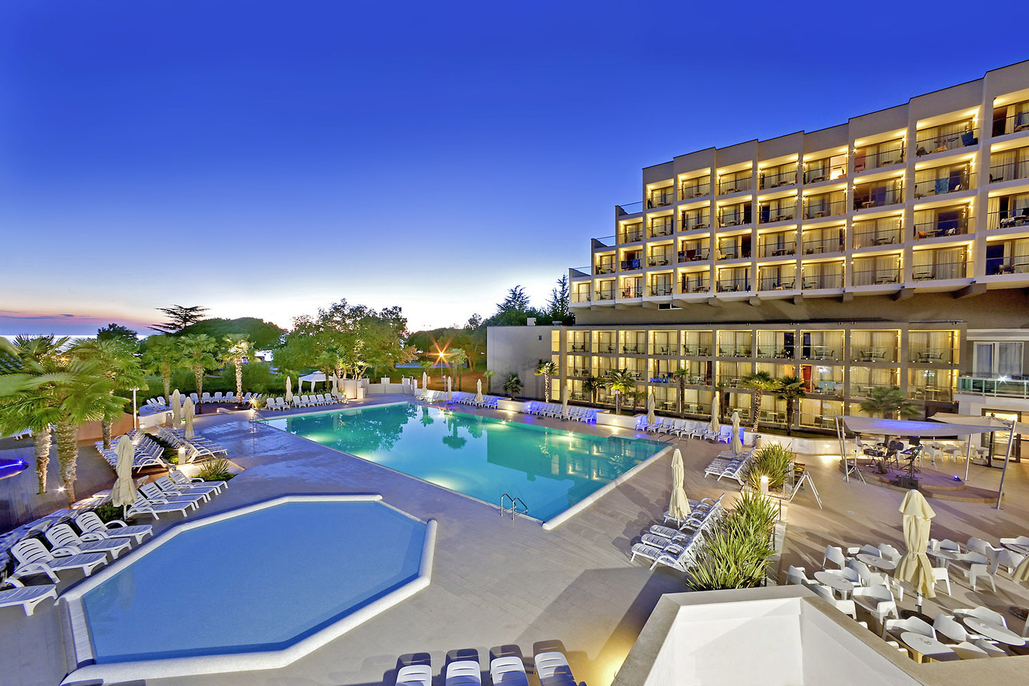 Hotel Laguna Materada