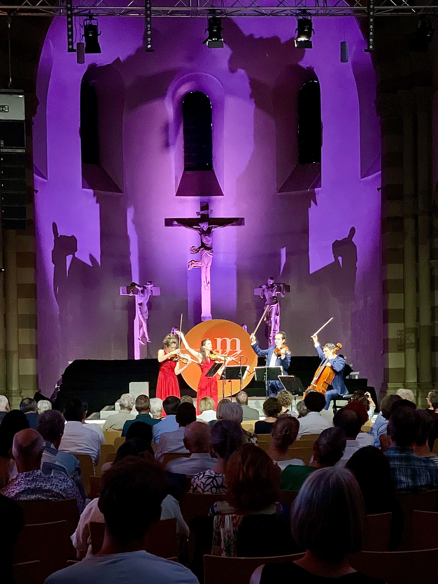 bildete schlussendlich die Pauluskirche beim Mosel Musikfestival einen eindrucksvollen Rahmen für das letzte Konzert der Saison!