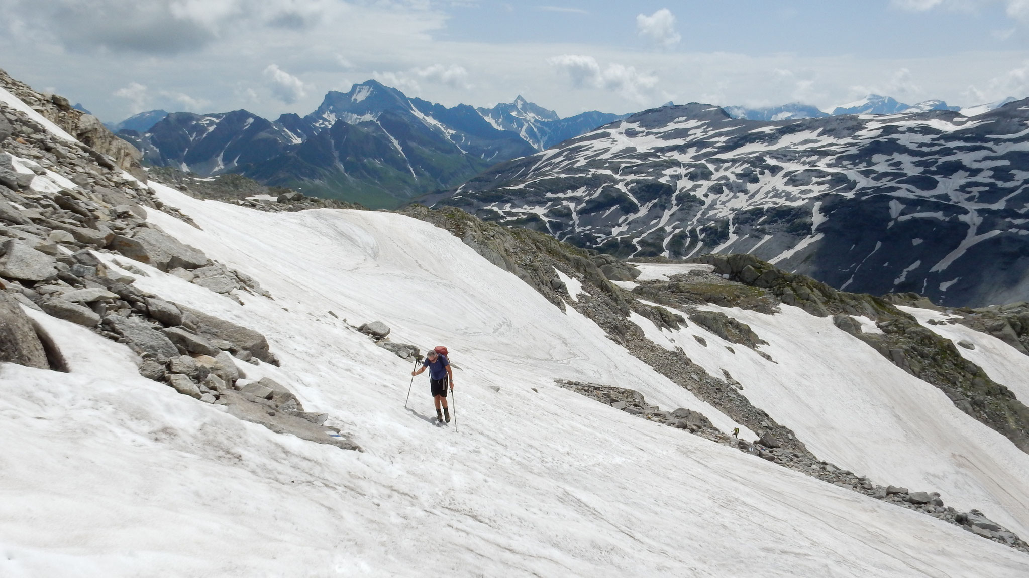 guter Trittschnee lässt uns schnell voranschreiten